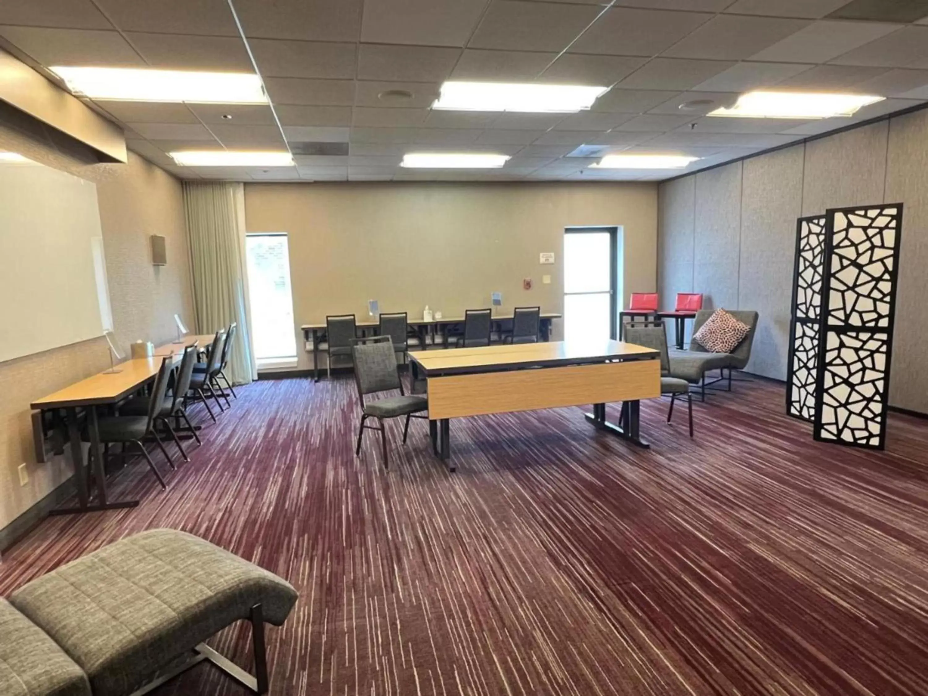 Meeting/conference room in Sonesta Select Boston Milford