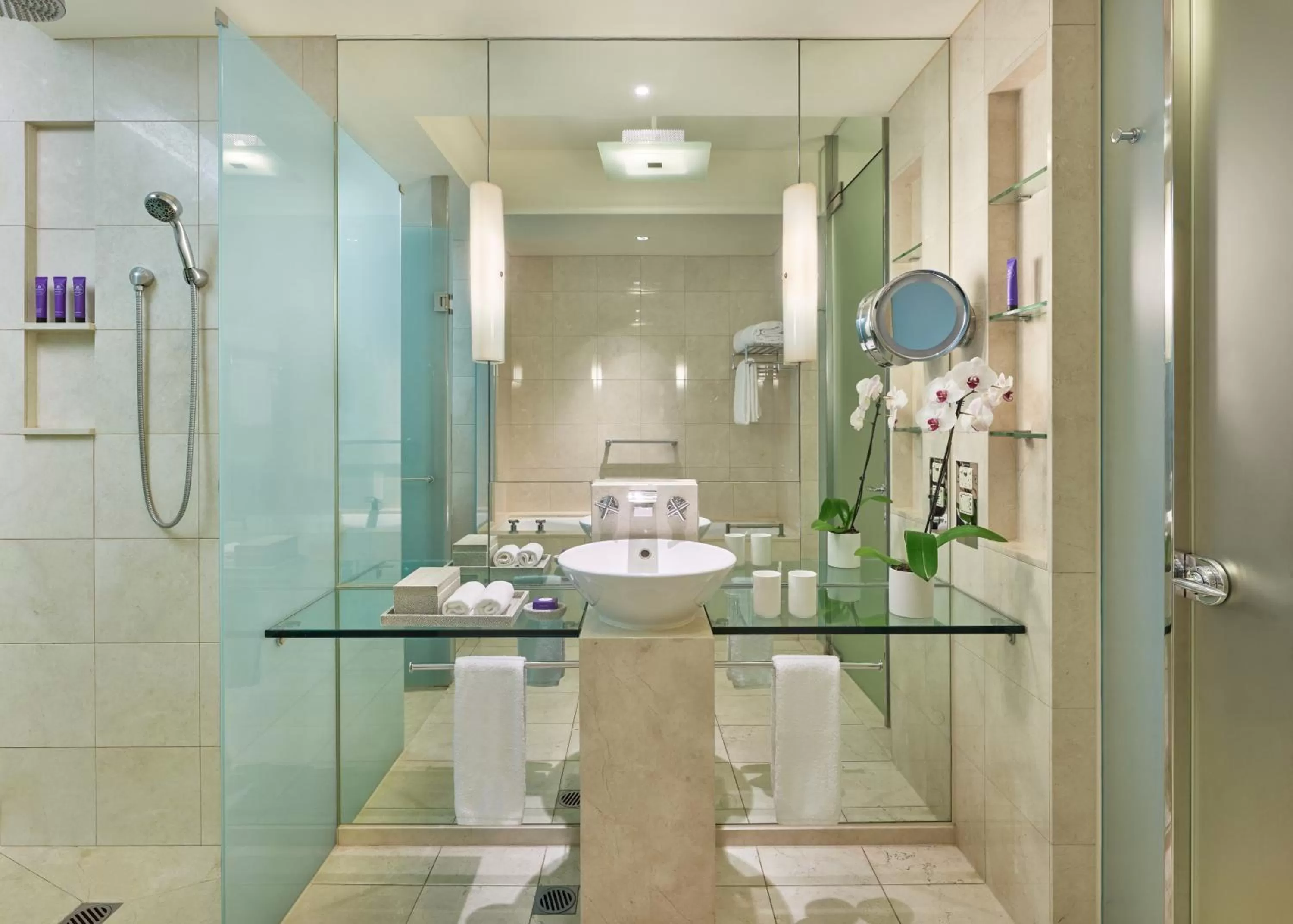 Bathroom in The Fullerton Hotel Sydney