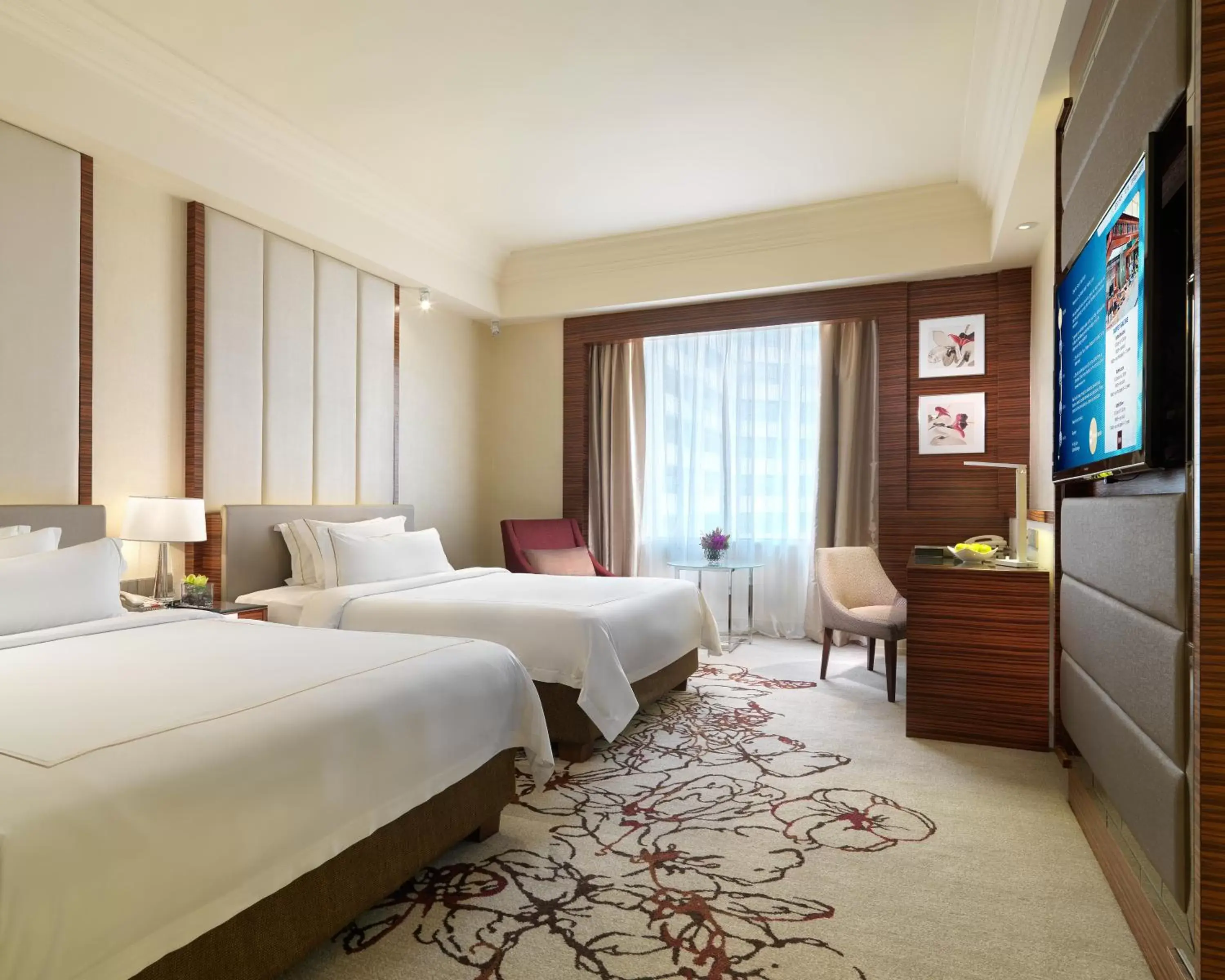 Deluxe Twin Room in One World Hotel