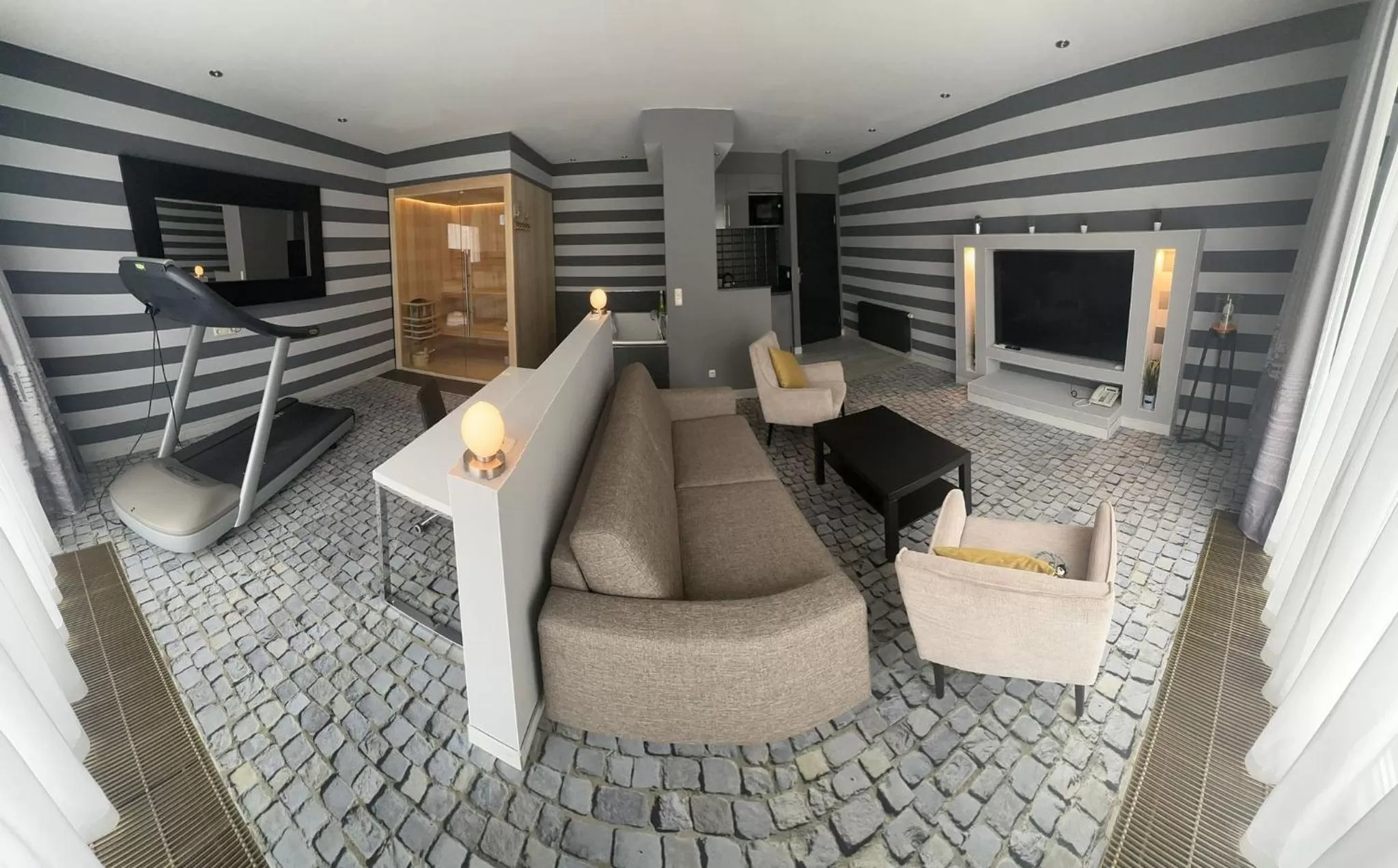 Living room in SL'otel im Parforcehaus