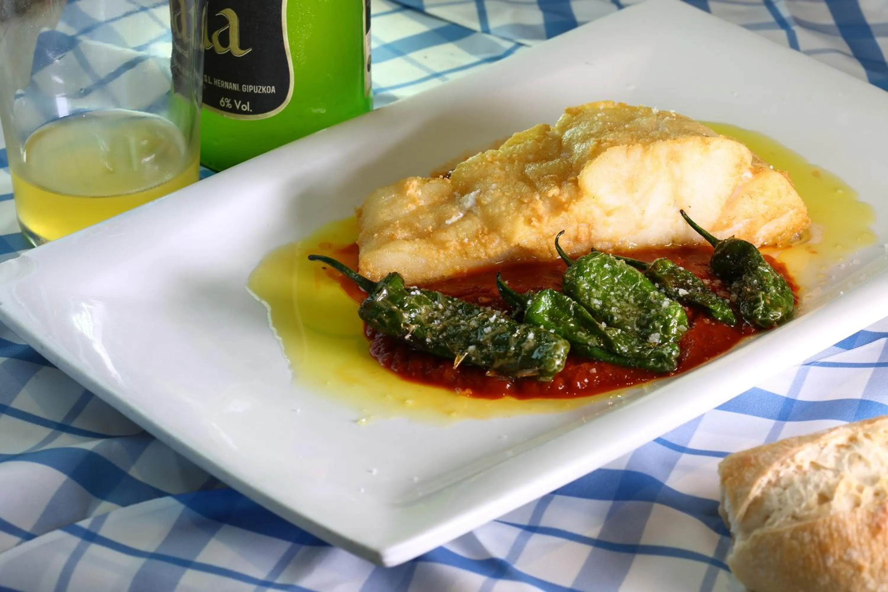 Restaurant/places to eat in Hotel Jauregui