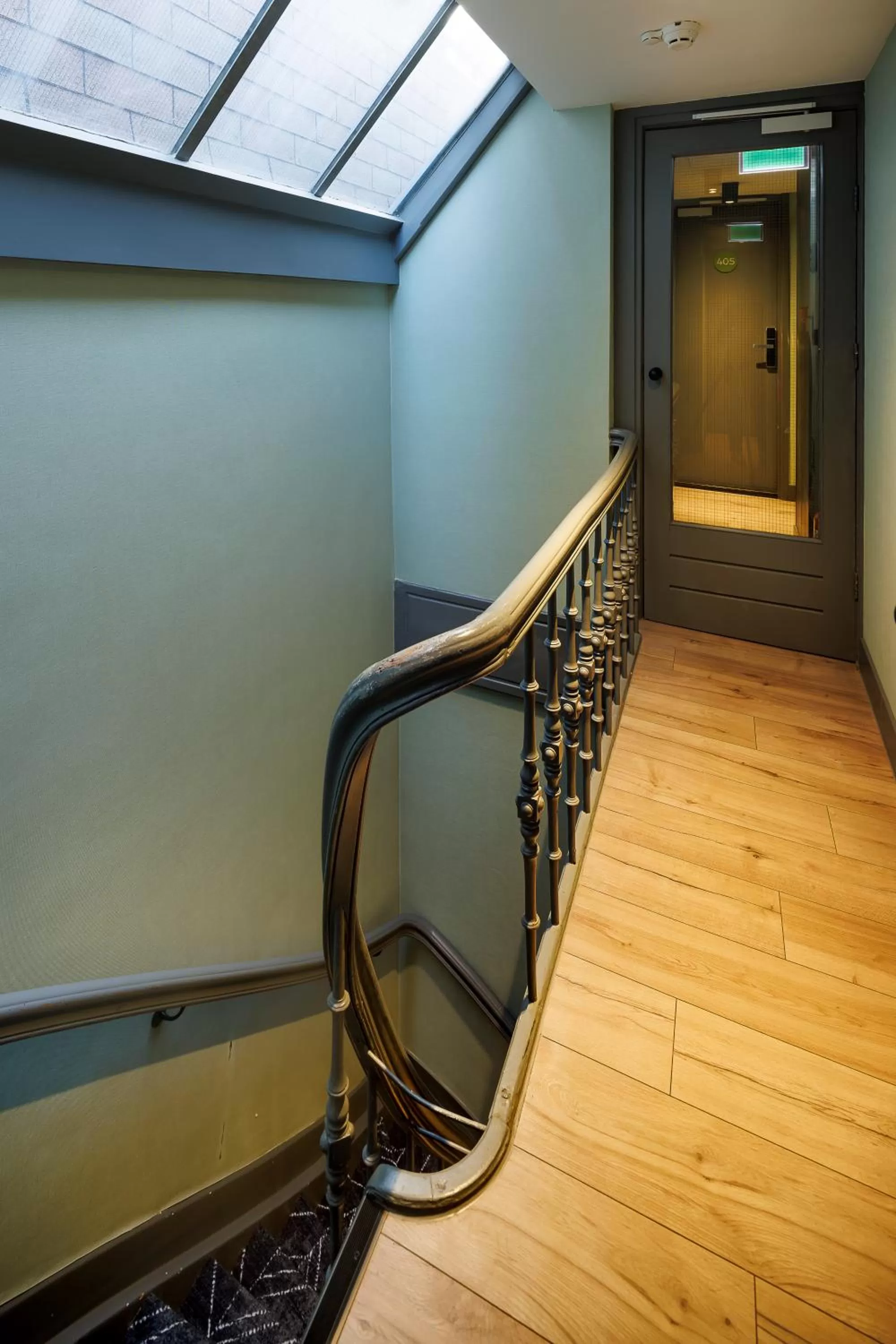 Property building in Ciao Papa Hotel Amsterdam Central Station