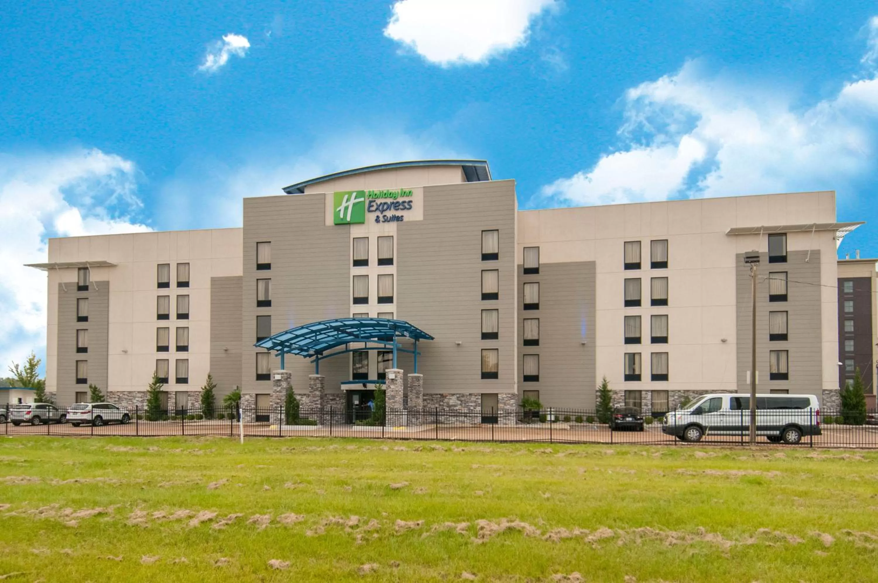 Holiday Inn Express & Suites Jackson Downtown - Coliseum by IHG