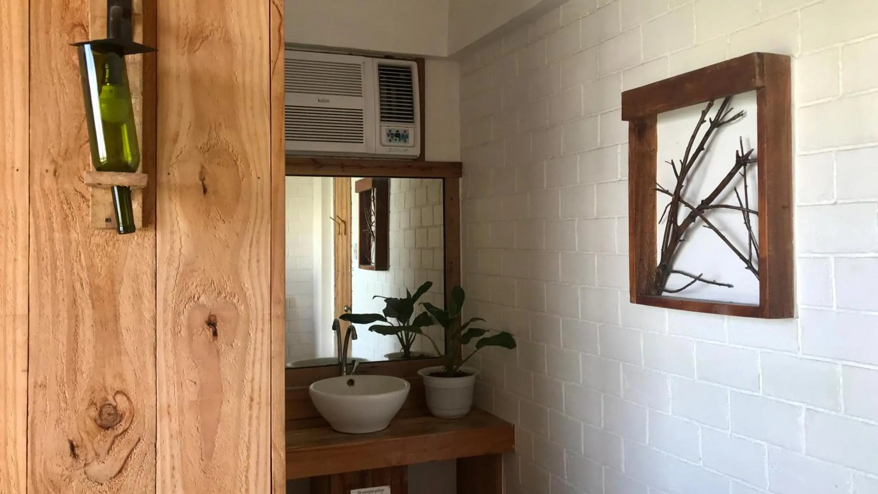 Bathroom in Cabins by Eco Hotel Tagaytay