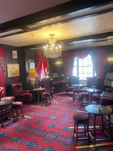 Lounge/Bar in Parlors Hall Hotel