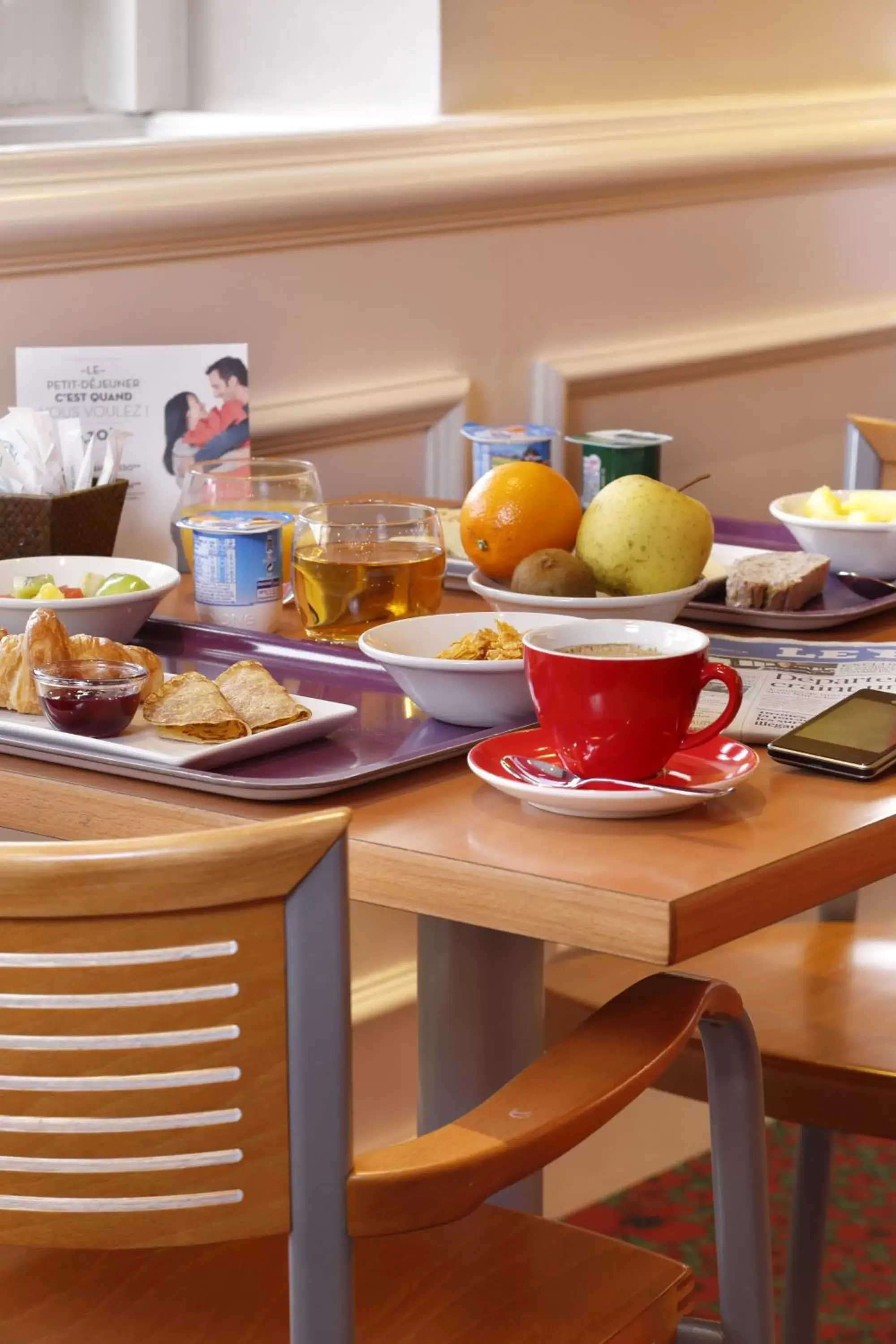 Buffet breakfast in ibis Toulouse Gare Matabiau