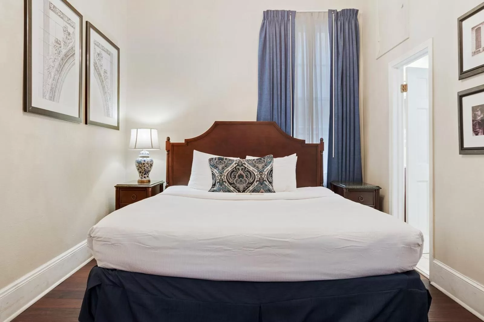 Bed in Andrew Jackson Hotel French Quarter