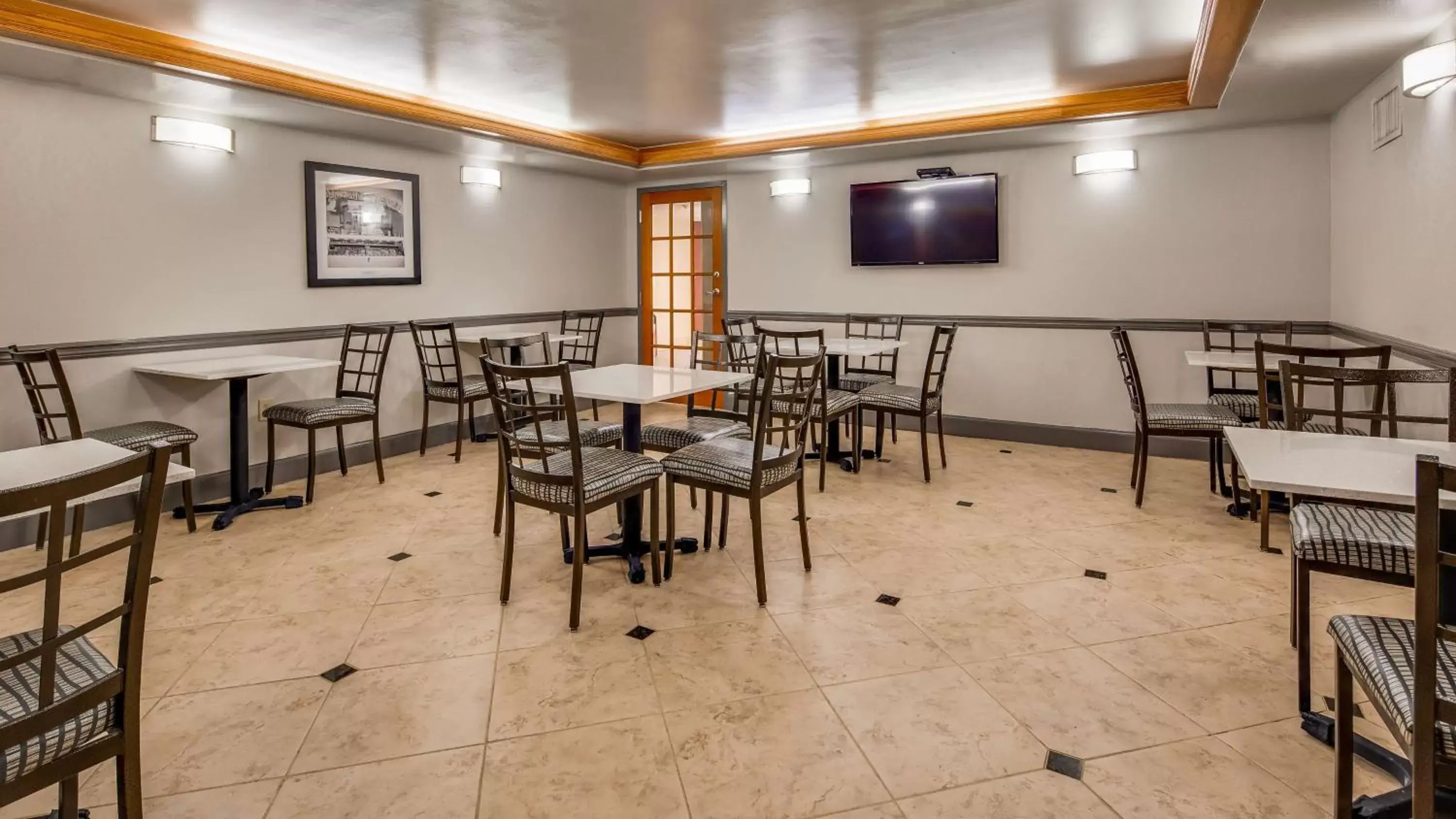 Breakfast, Restaurant/Places to Eat in Best Western Plus Knoxville Cedar Bluff