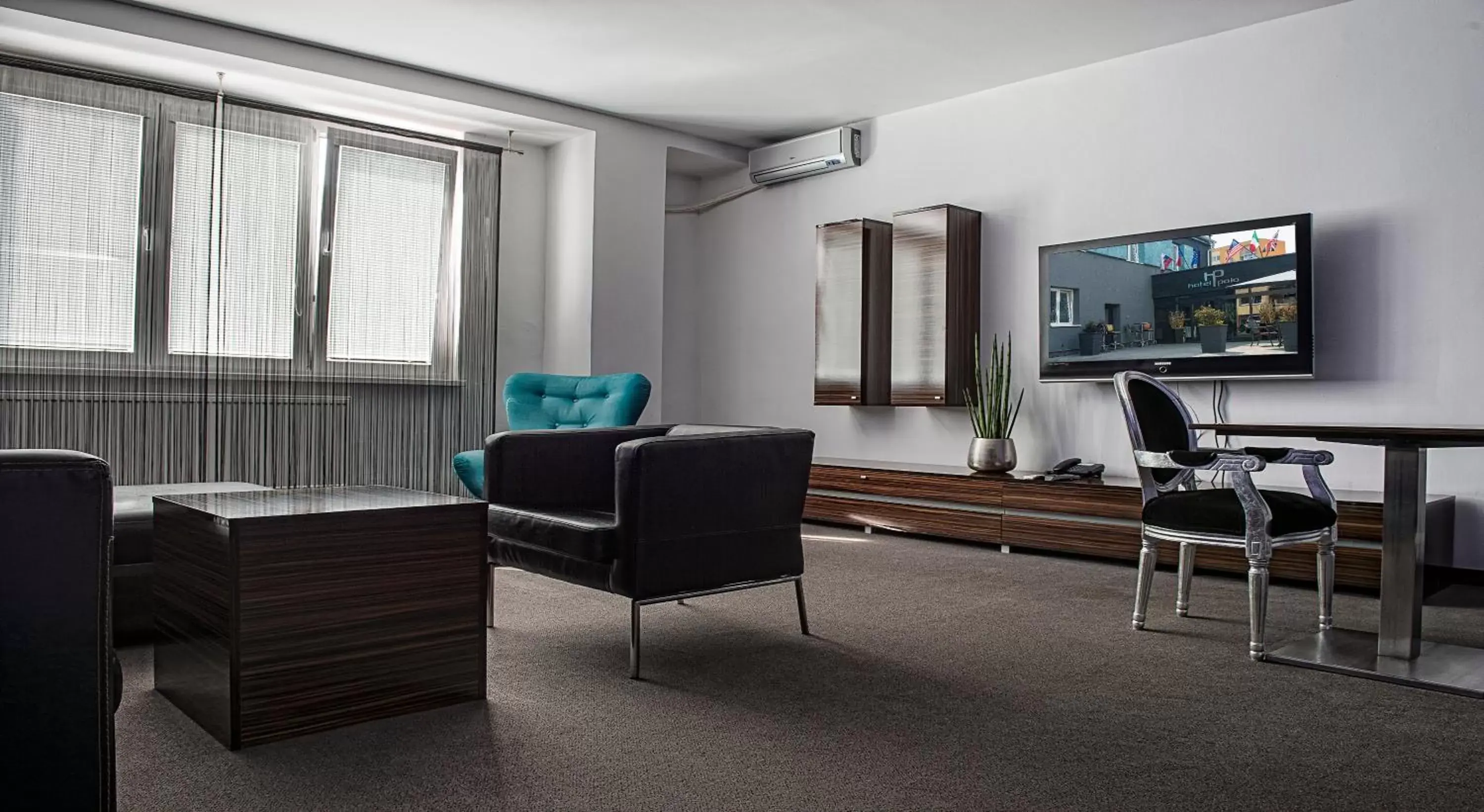 One-Bedroom Suite - single occupancy in Hotel Polo One-Bedroom Suite - single occupancy in Hotel Polo