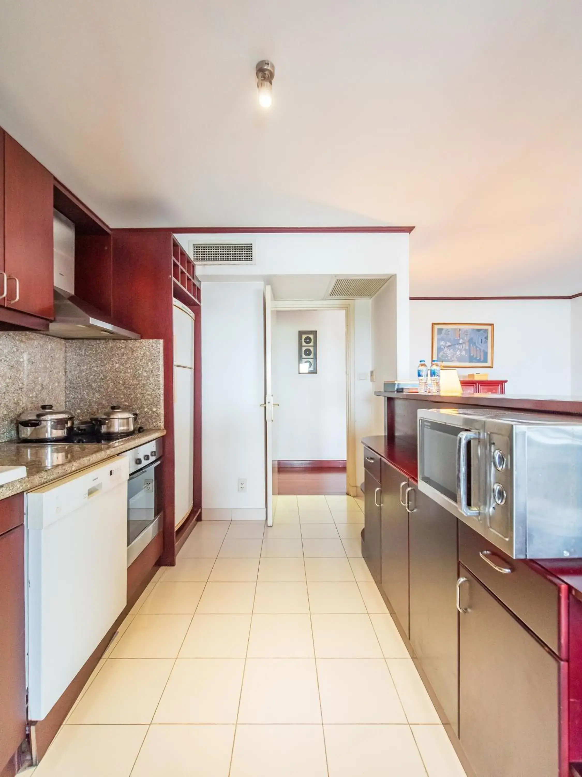 Kitchen/Kitchenette in Saigon Domaine Luxury Residences