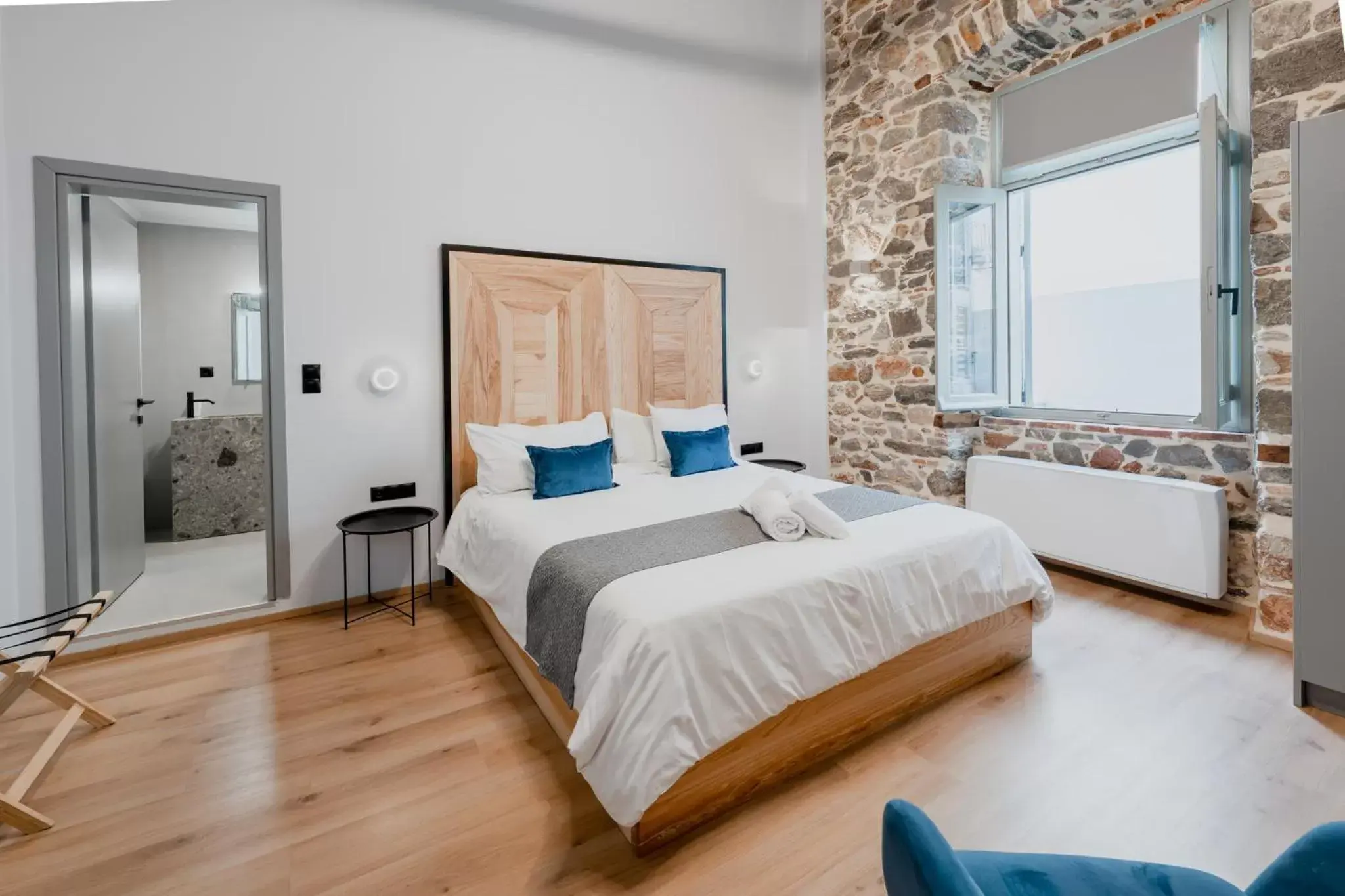 Bed in Impero Nafplio Hotel & Suites