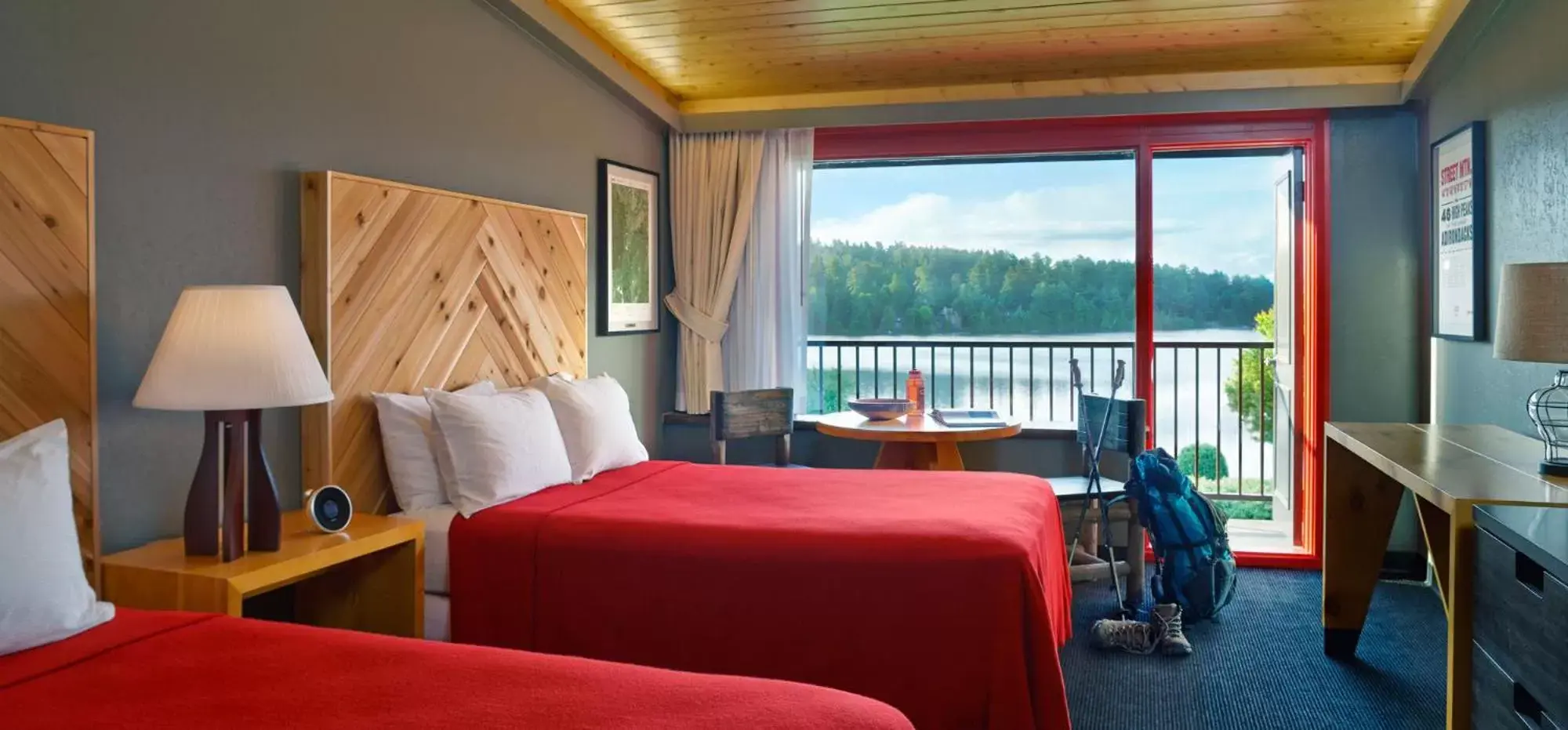 Patio, Bed in Lake House at High Peaks Resort