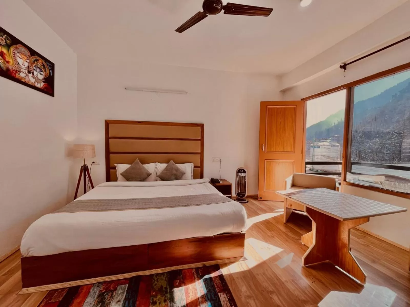 Bed in Himalayan Riverside Resort, Manali