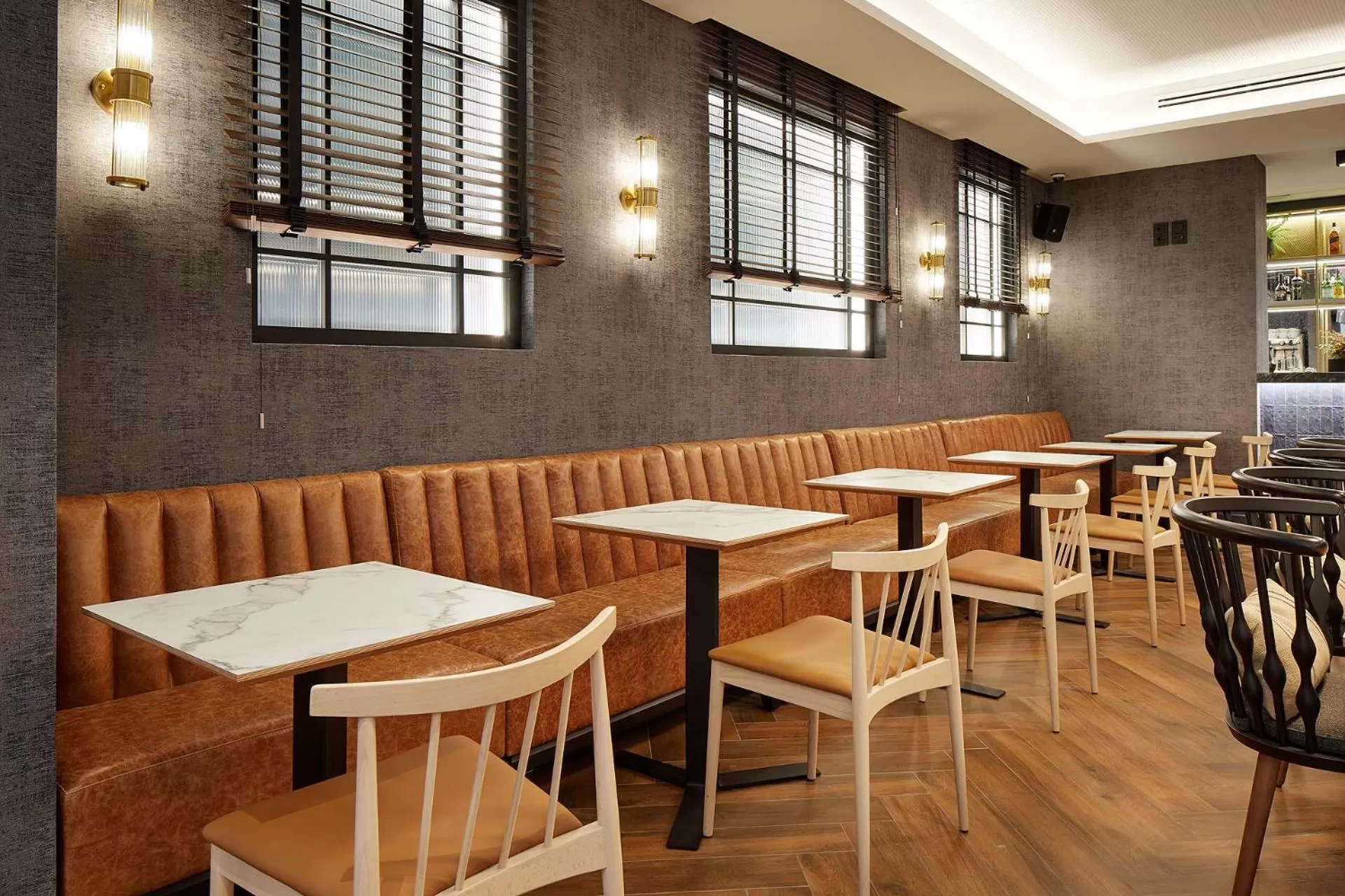 Restaurant/places to eat in Hotel SANSEbay