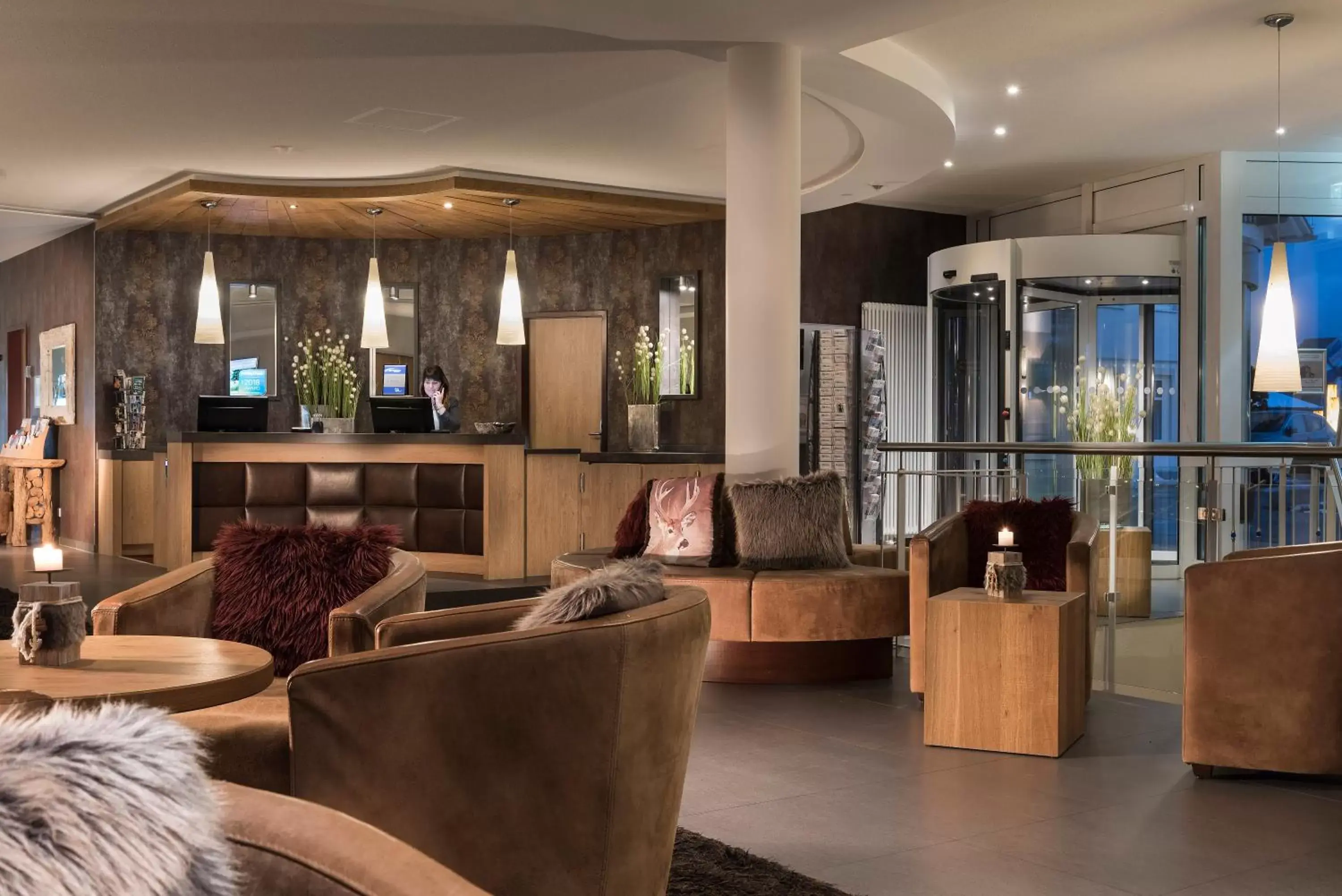 Lobby or reception, Lounge/Bar in Best Western Plus Hotel Willingen