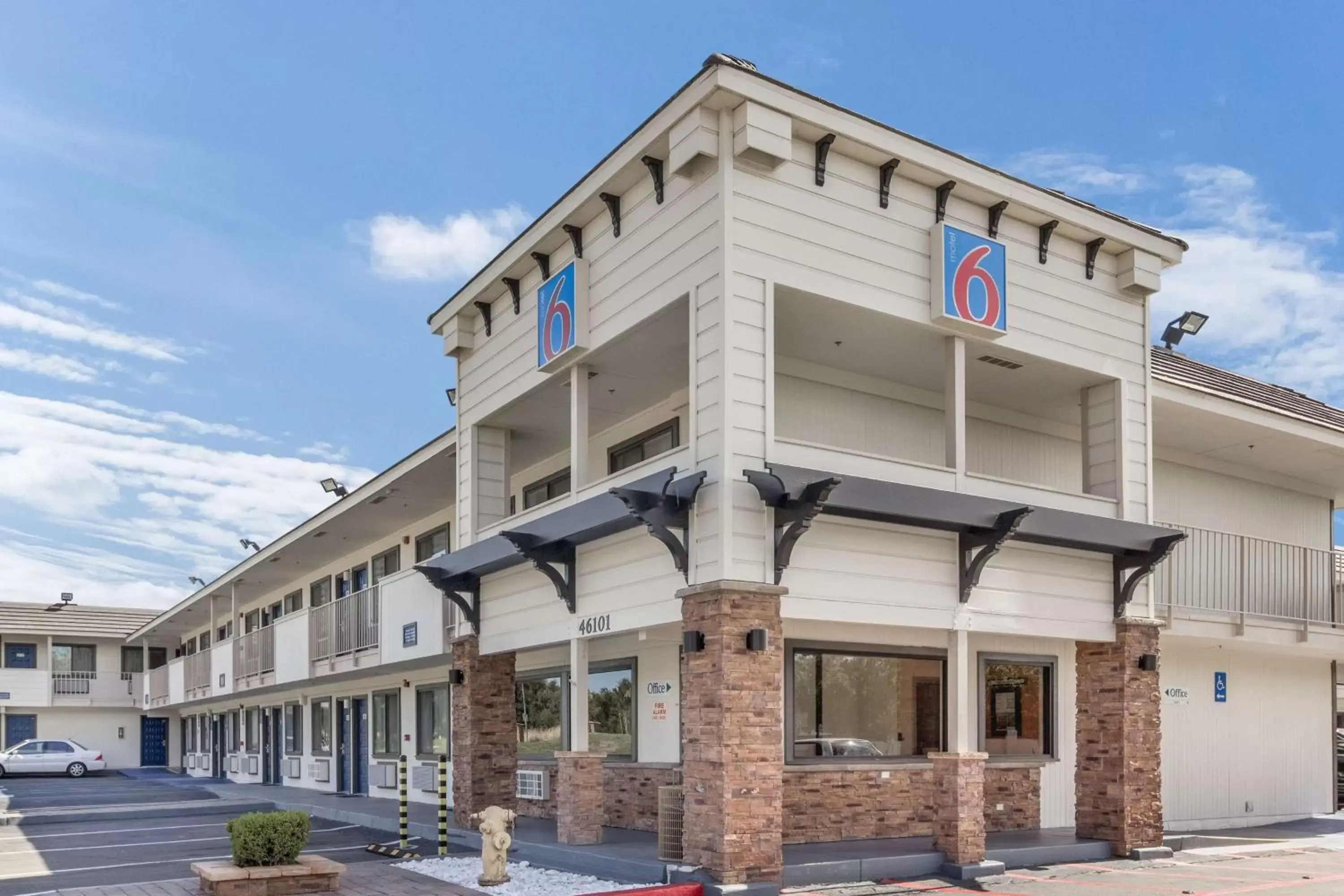 Property Building in Motel 6-Fremont, CA - South