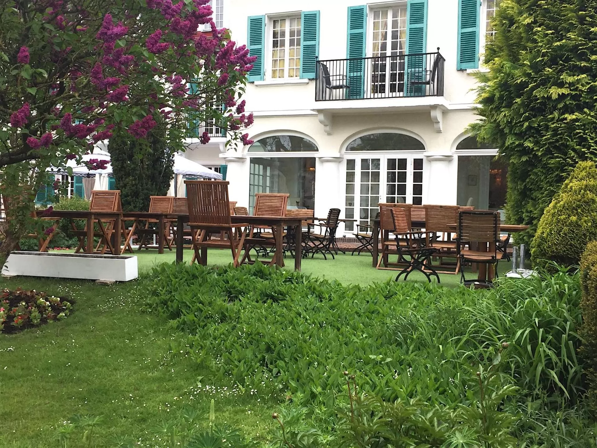 Patio in Chateau De Montreuil