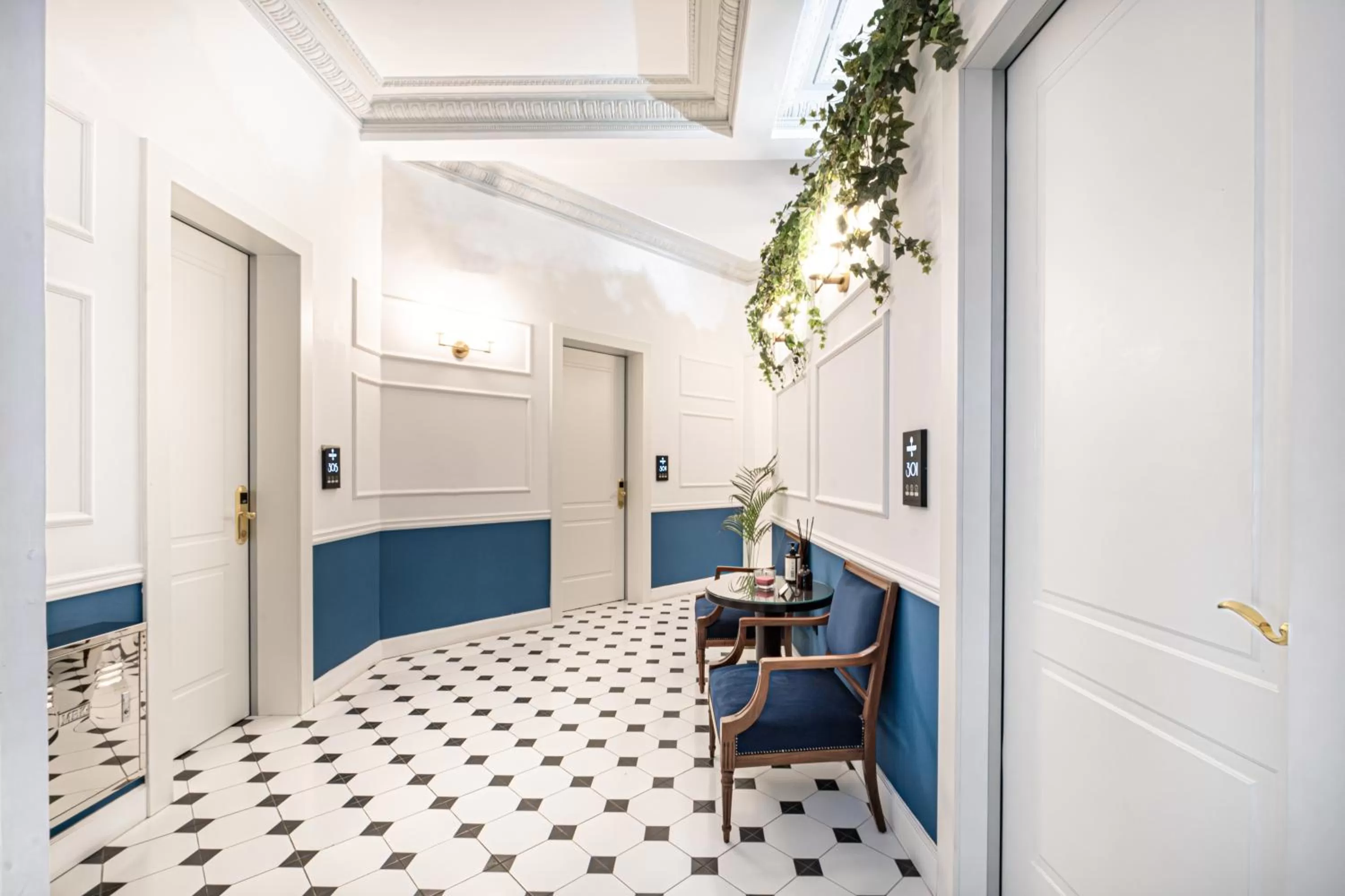 Living room in Belle Epoque Suites