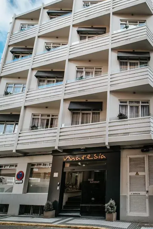 Facade/entrance, Property Building in Maresía Canteras Urban Hotel