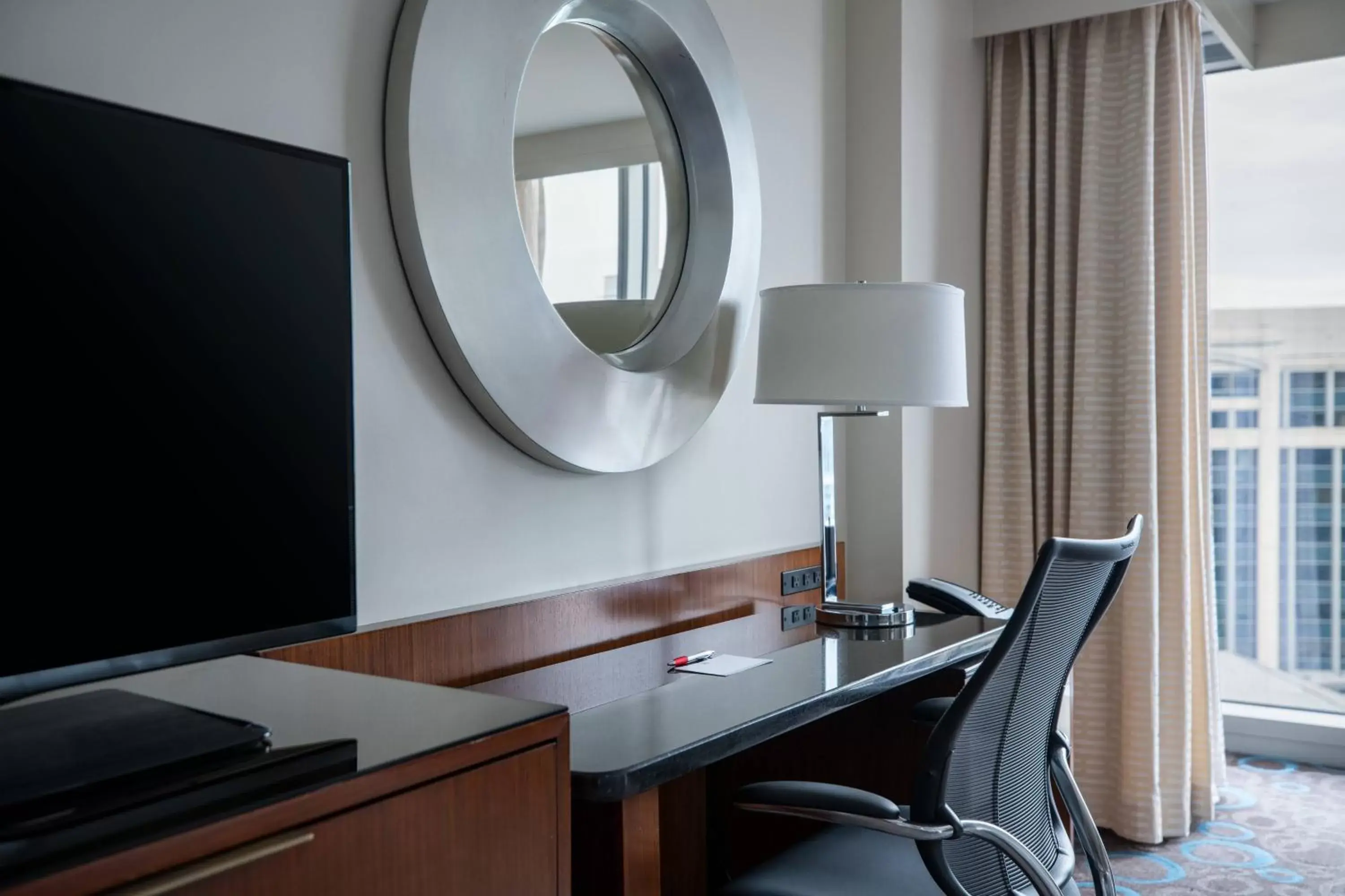 Photo of the whole room, TV/Entertainment Center in Marriott Marquis Washington, DC