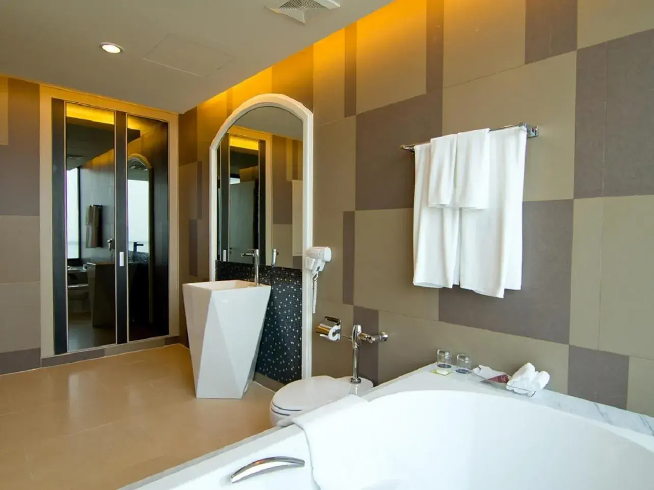 Bathroom in Way Hotel Pattaya