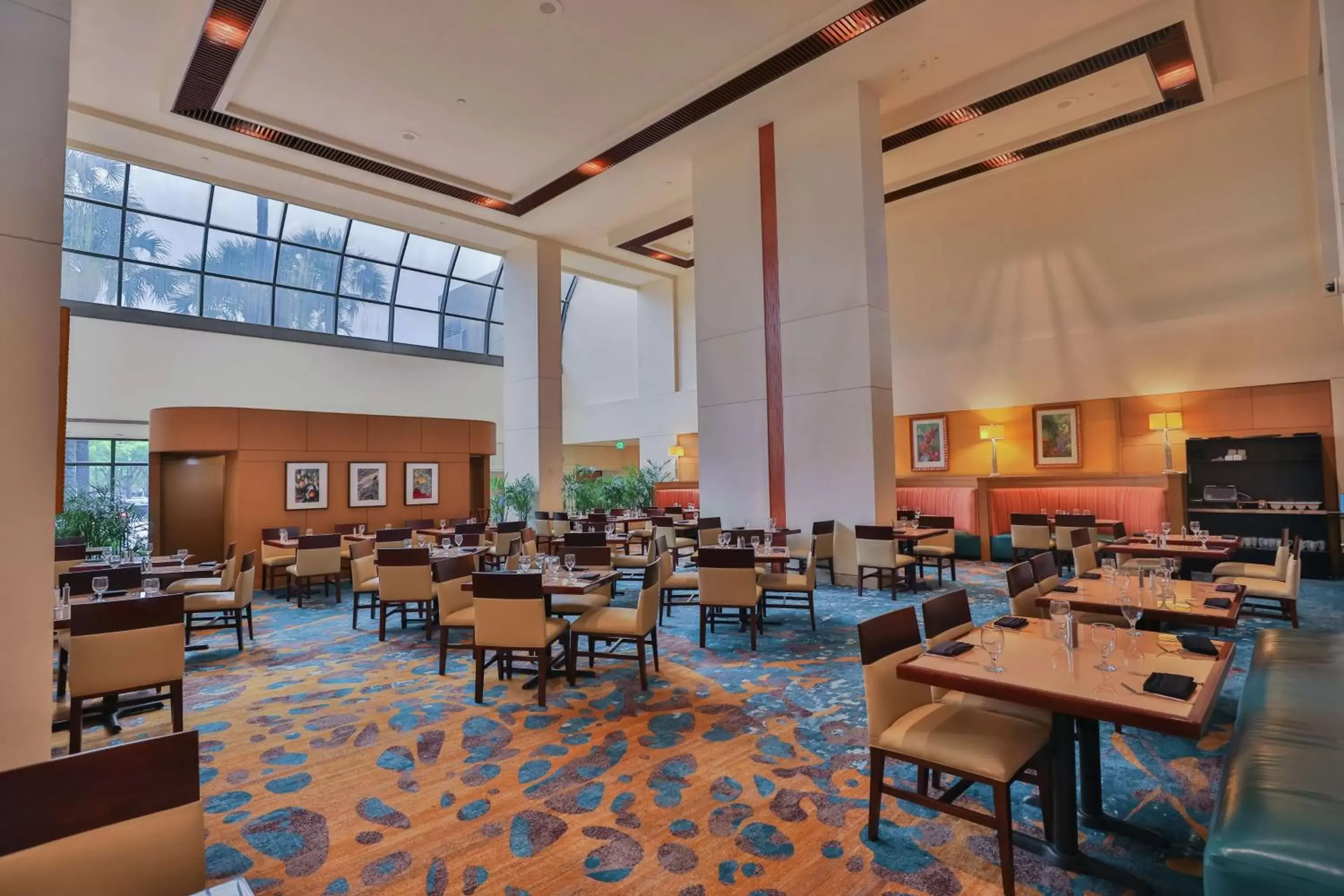 Restaurant/Places to Eat in Hilton Miami Airport Blue Lagoon