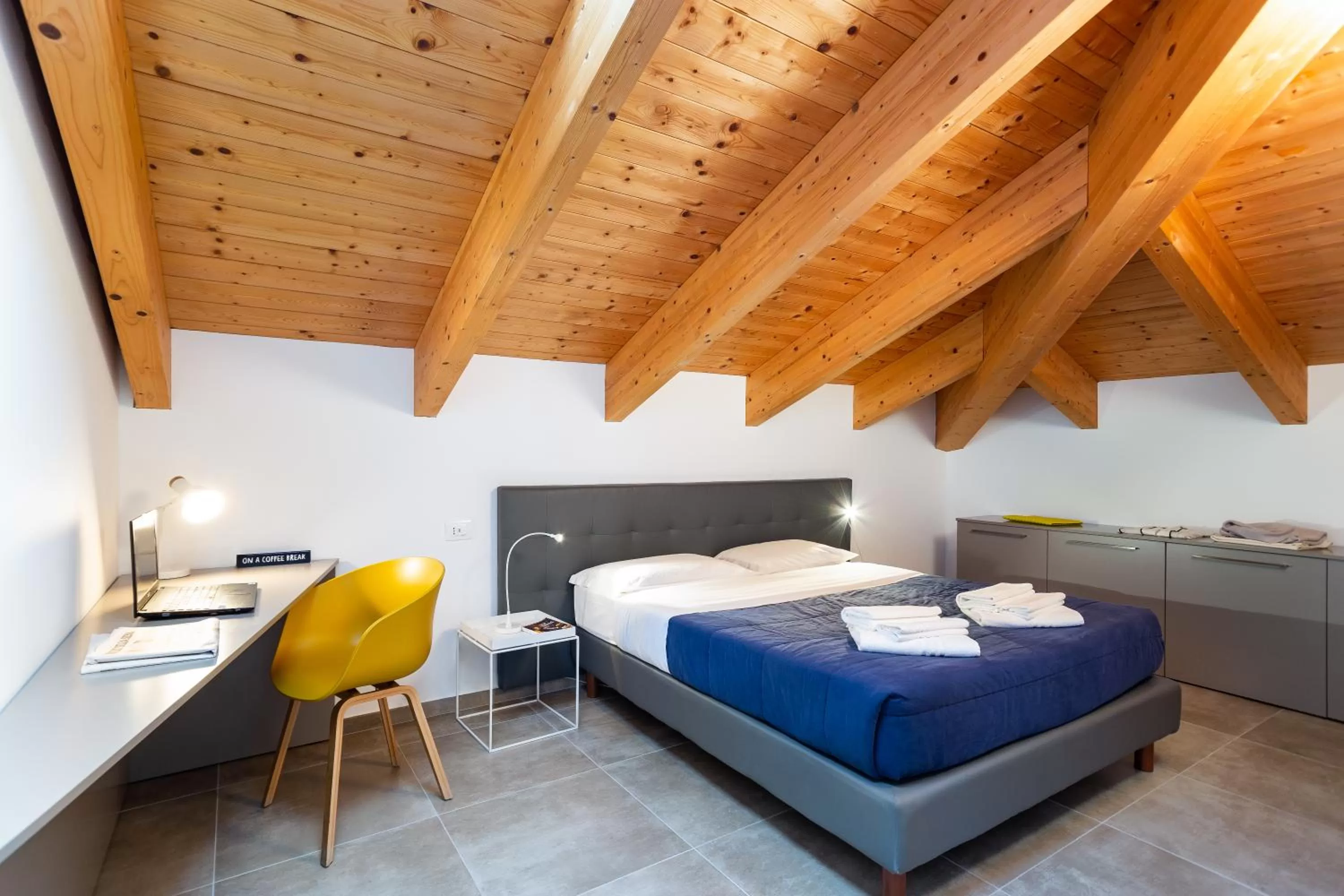 Bedroom, Bed in Dreams Hotel Residenza Pianell 10