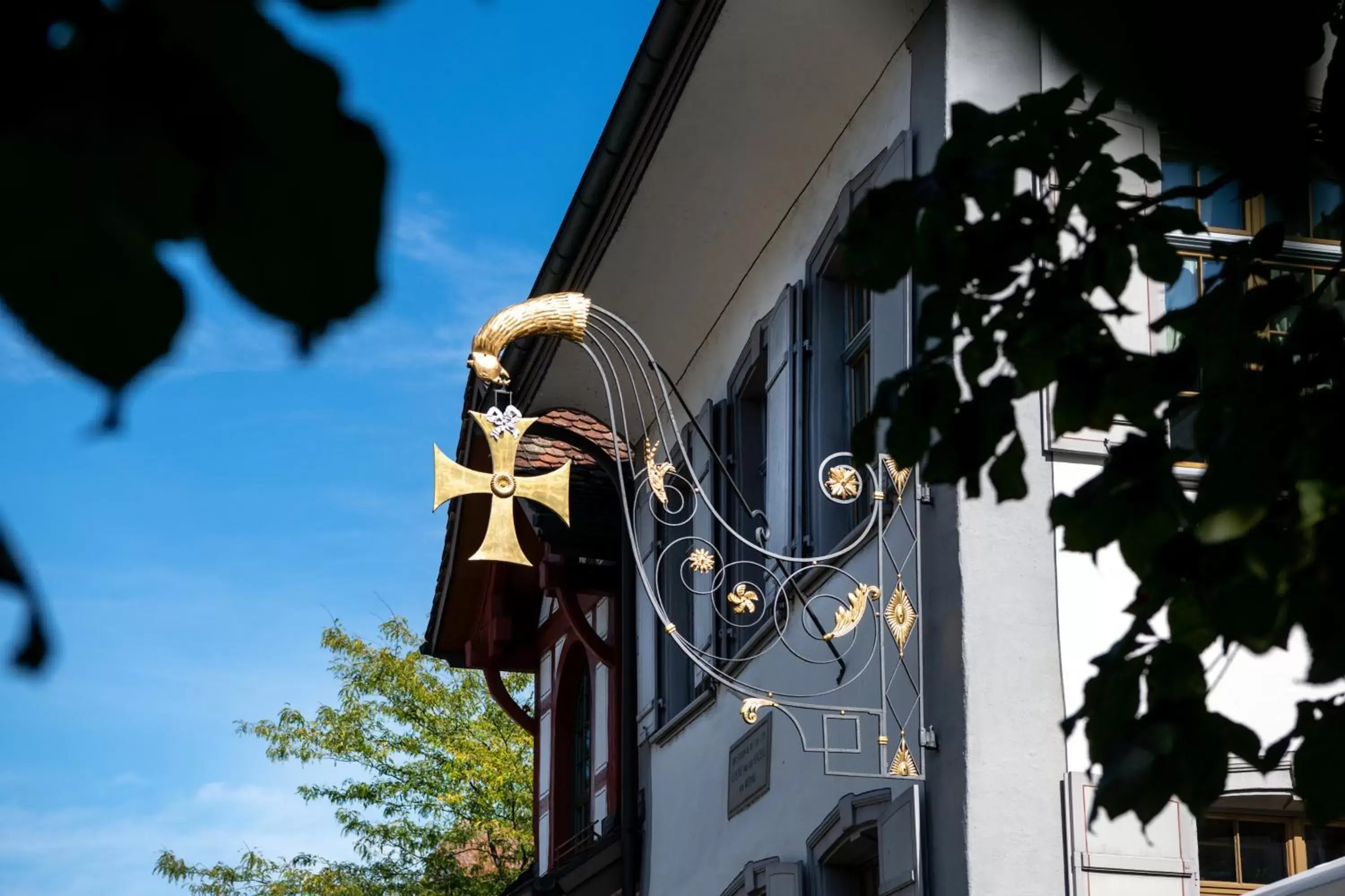 Restaurant/places to eat, Property Building in Hotel zum goldenen Kreuz