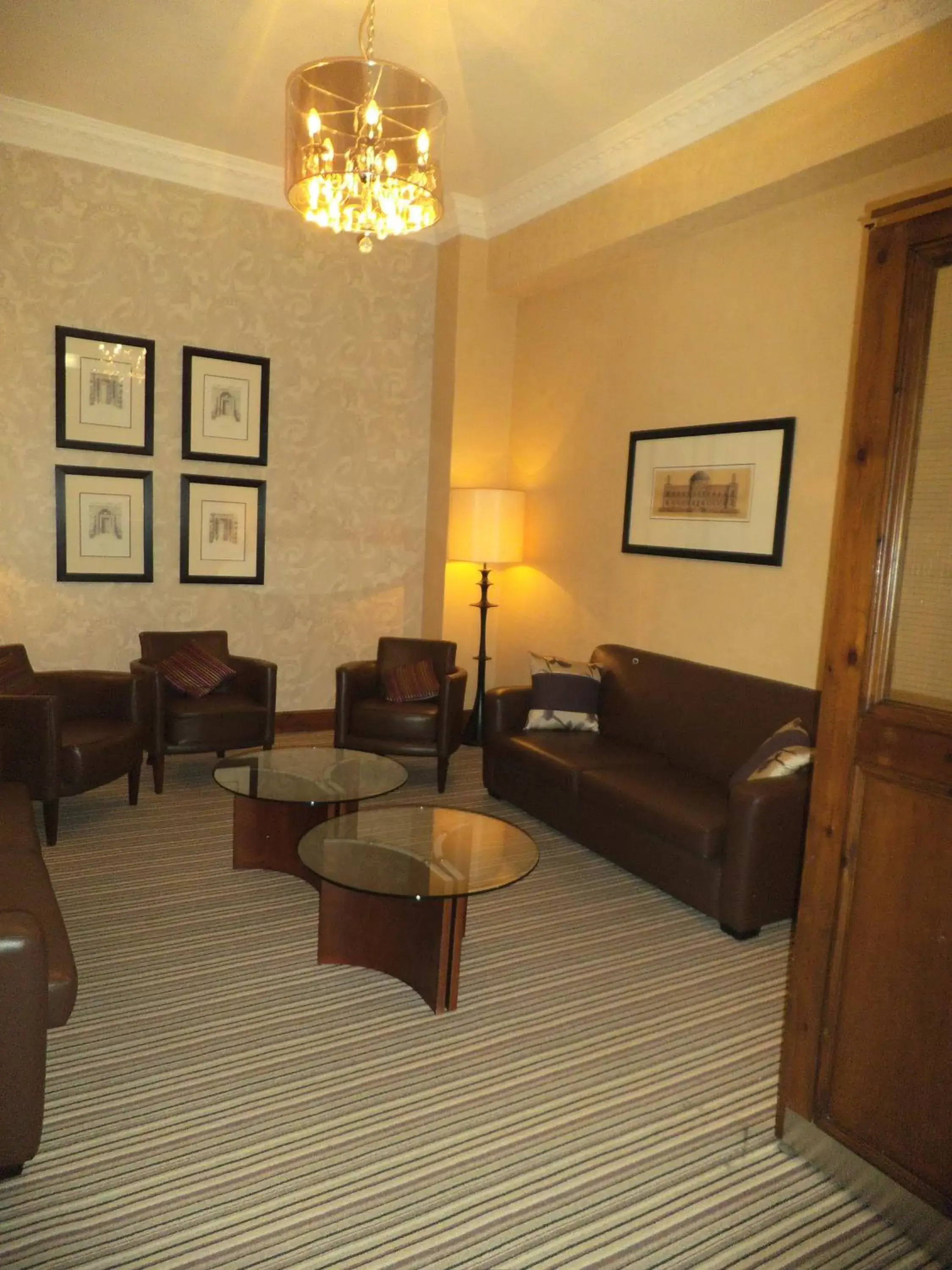 Lobby or reception, Seating Area in Frederick House Hotel
