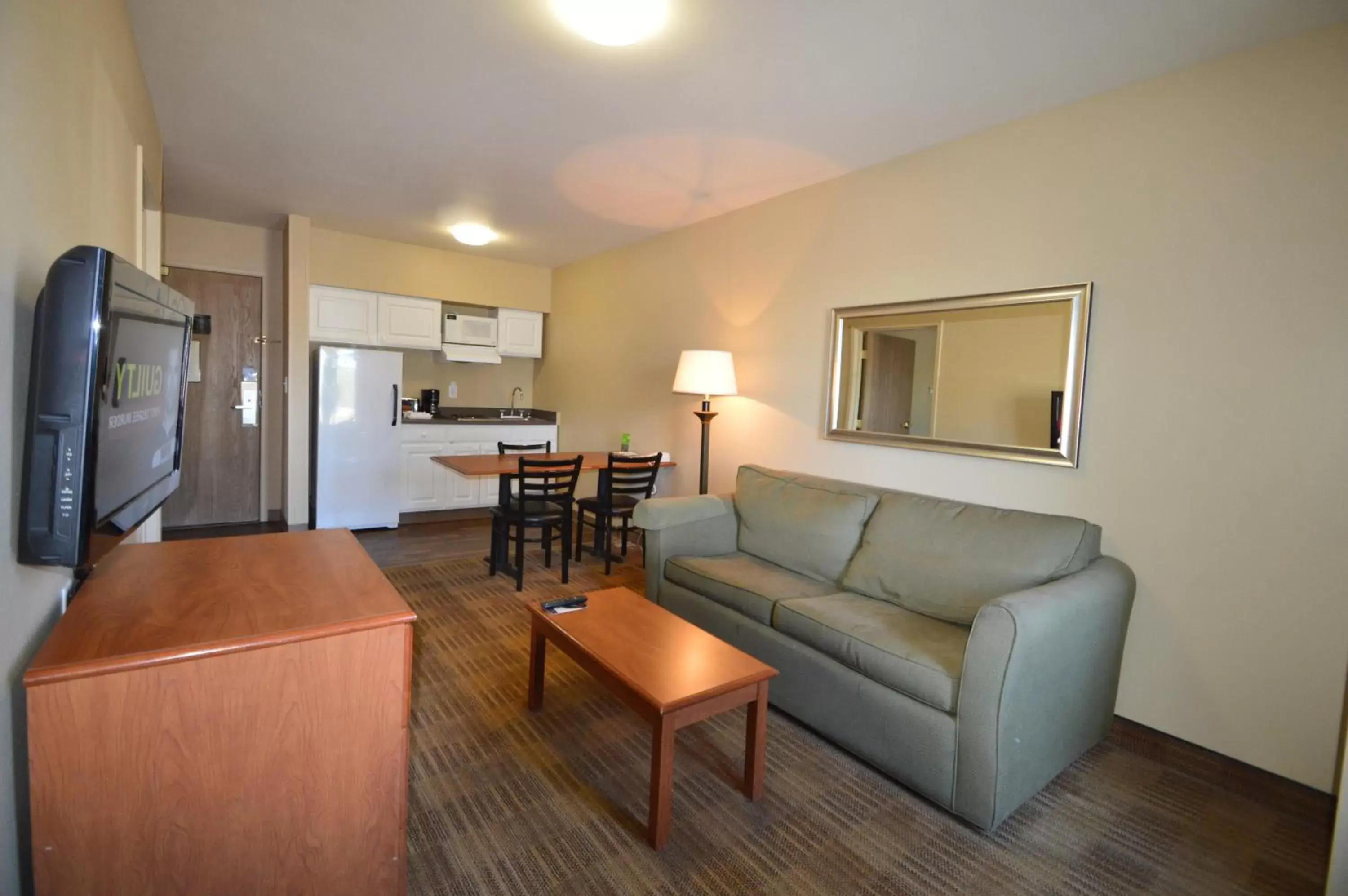 Living room, Seating Area in Extended Stay America Suites - Anchorage - Midtown