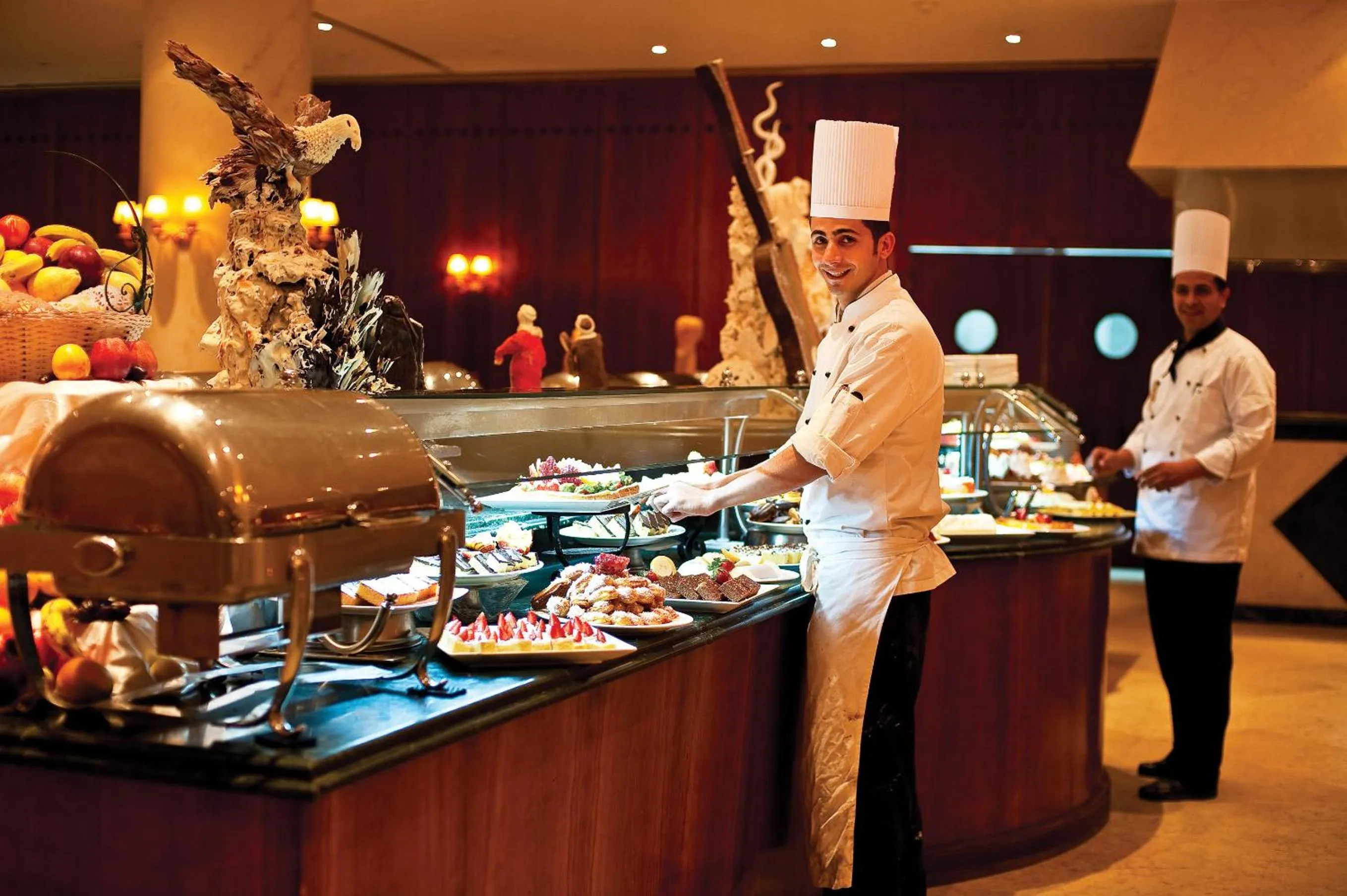 Restaurant/places to eat in Amwaj Oyoun Resort