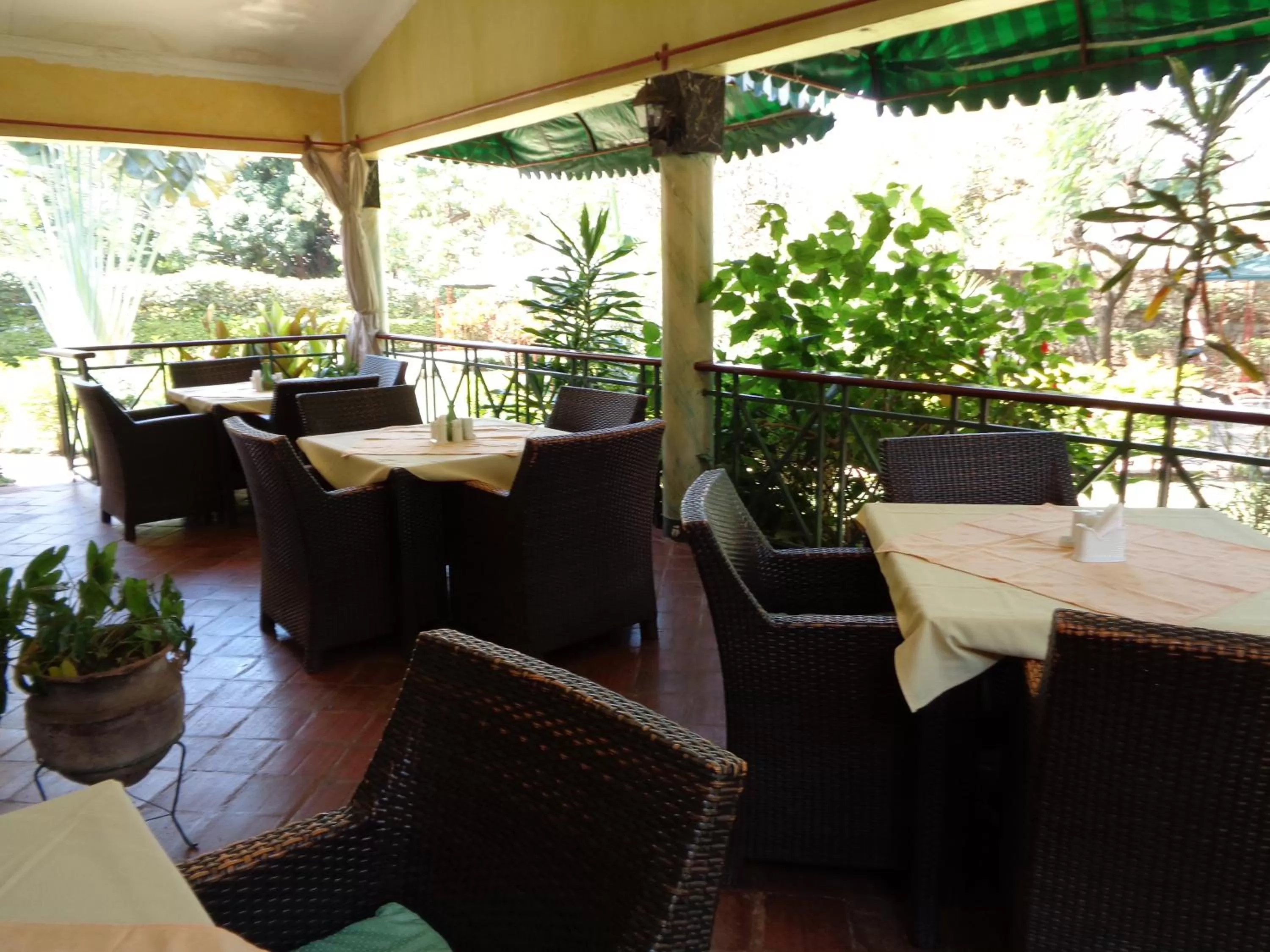 Restaurant/places to eat in The Clarice House