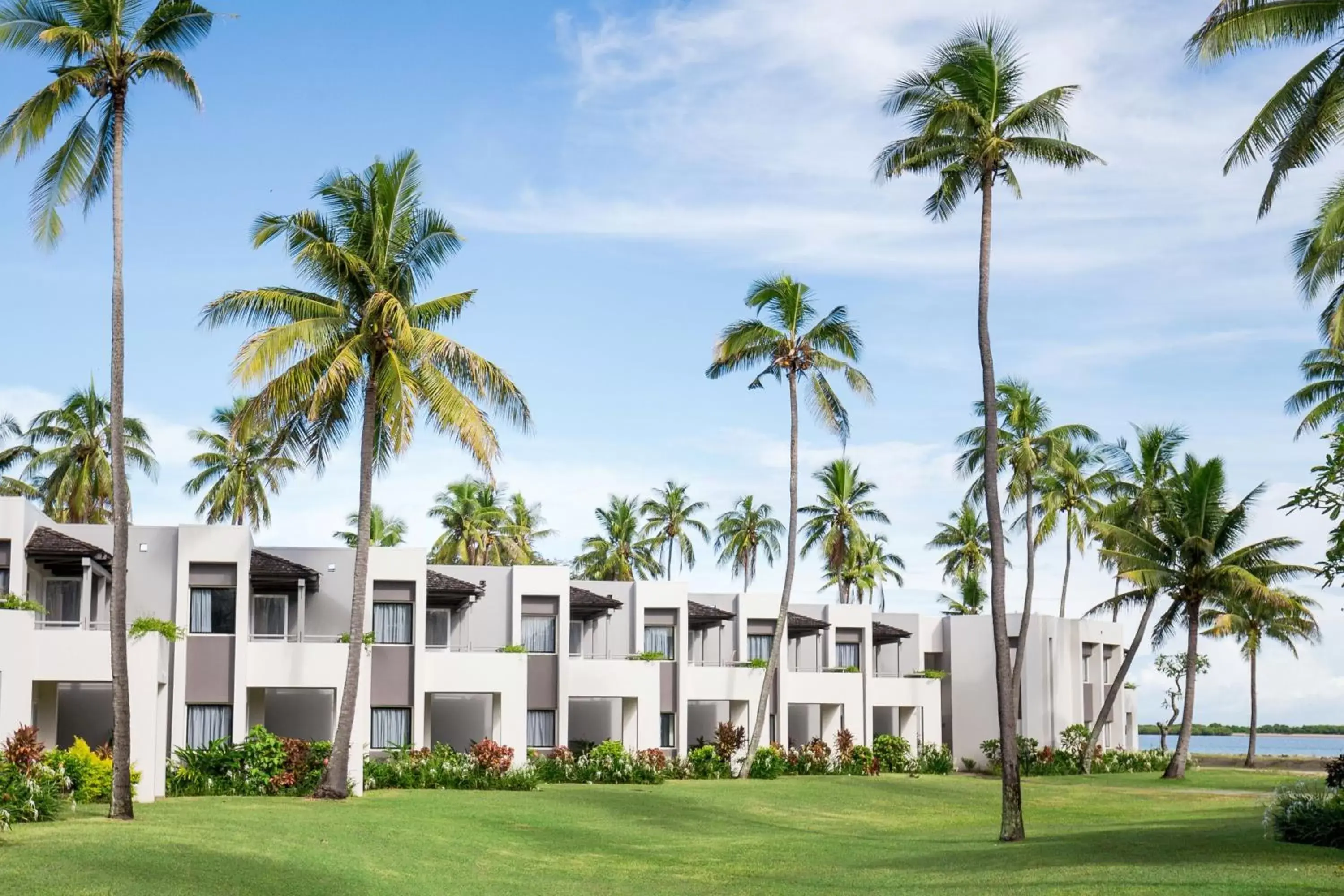 Photo of the whole room, Property Building in Sheraton Fiji Golf & Beach Resort