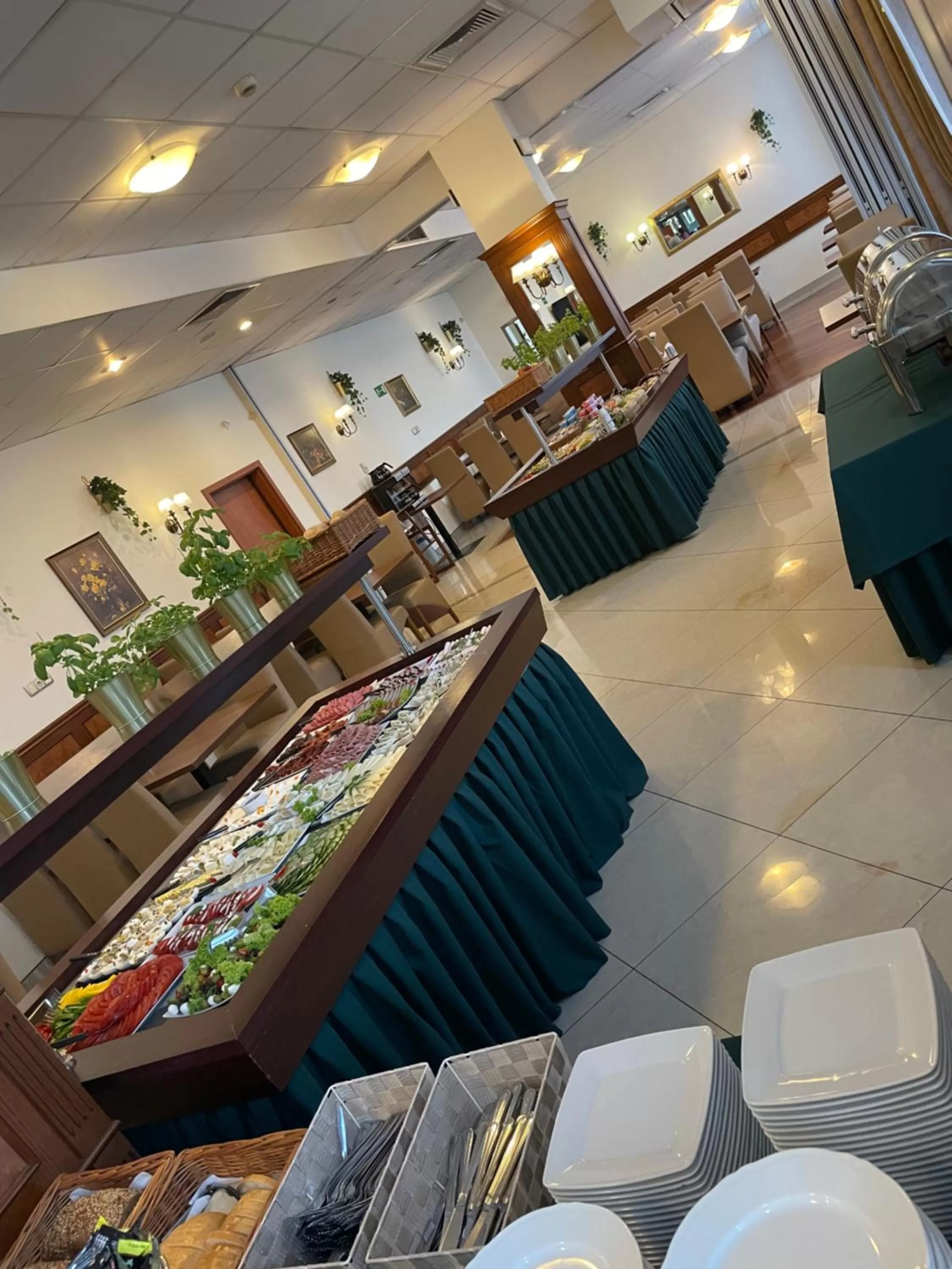 Buffet breakfast in Hotel Great Polonia Conrad Kraków