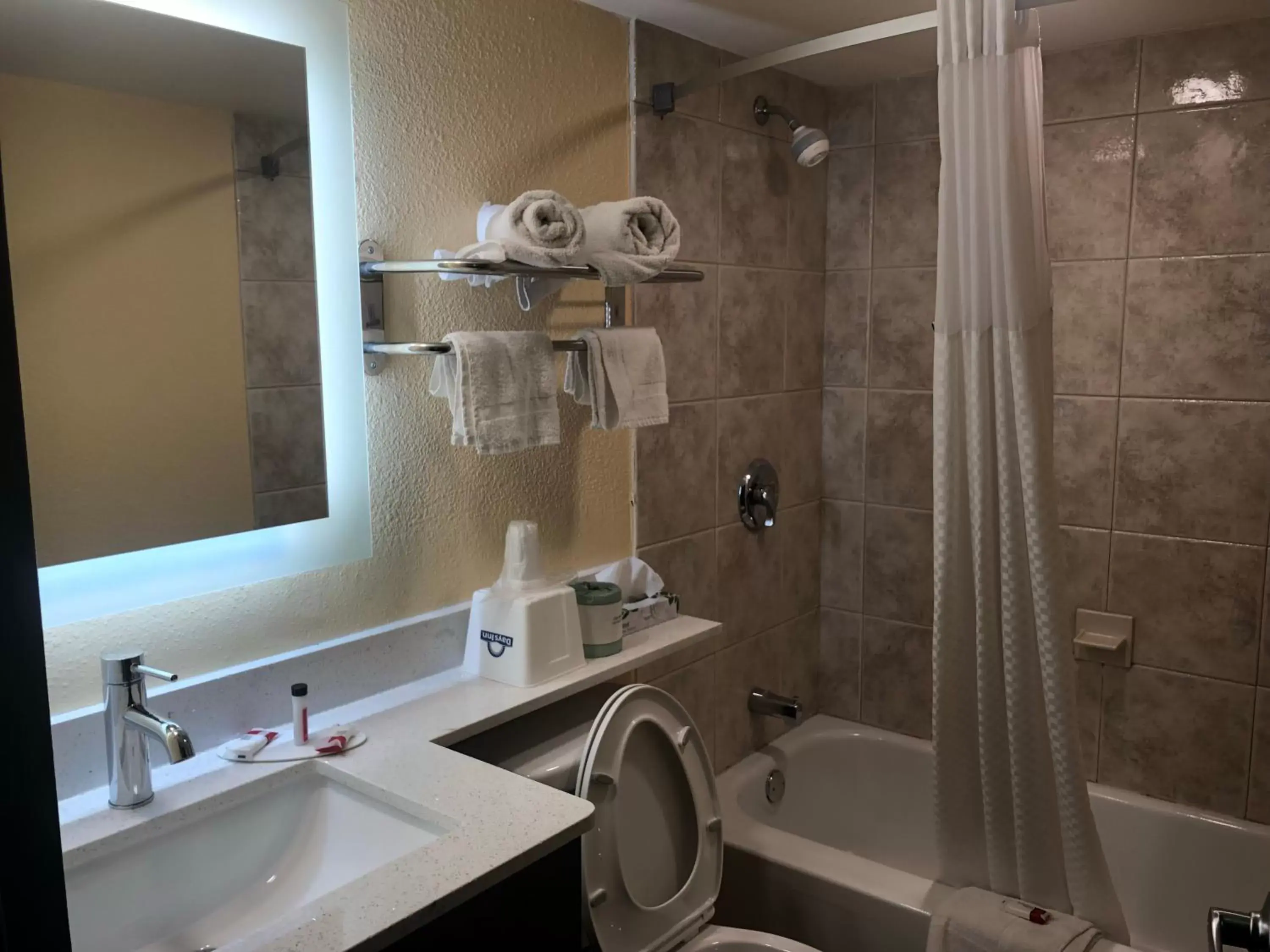 Bathroom in Days Inn by Wyndham Grove City Columbus South