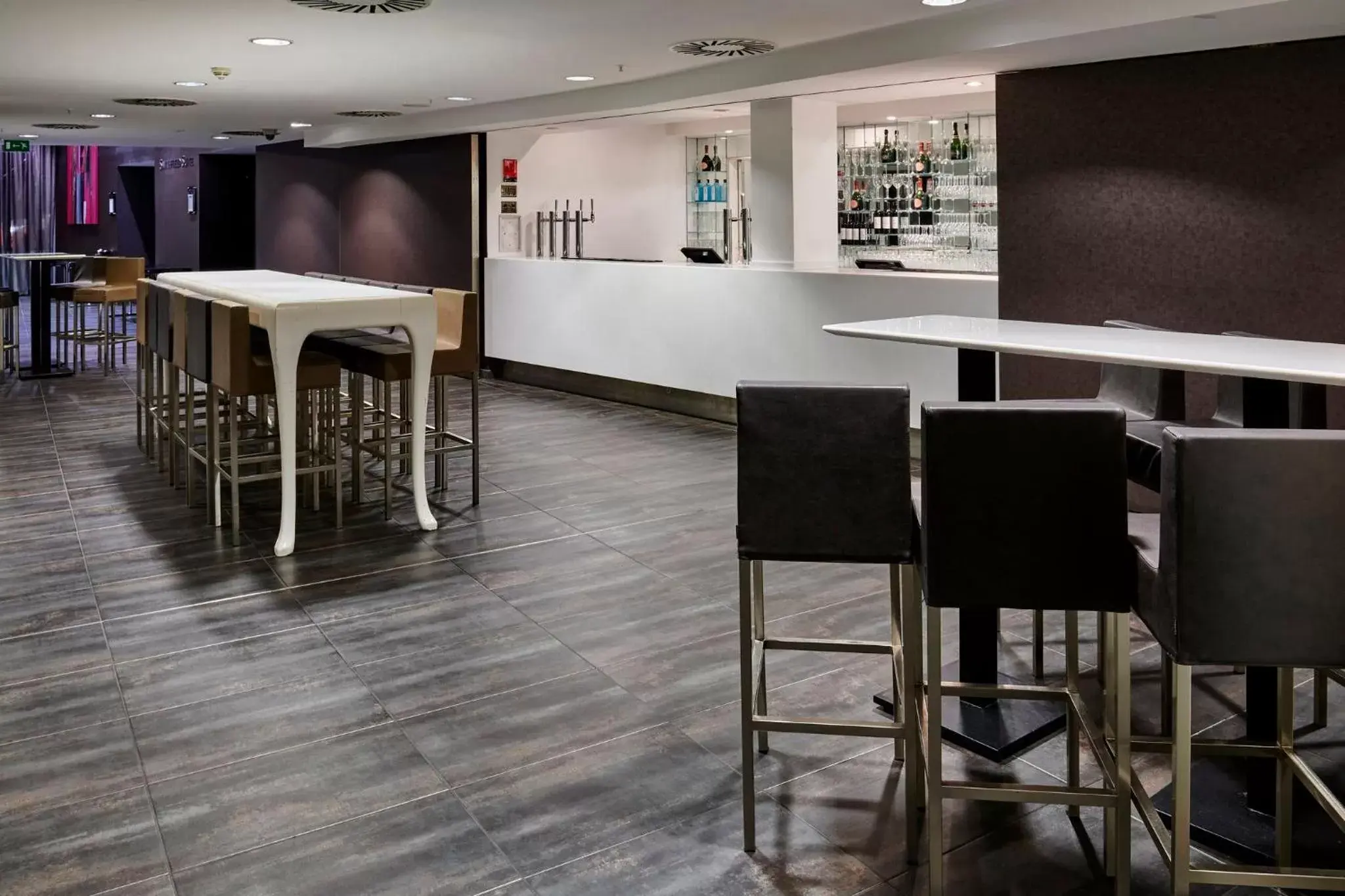 Meeting/conference room, Lounge/Bar in Crowne Plaza Manchester City Centre, an IHG Hotel