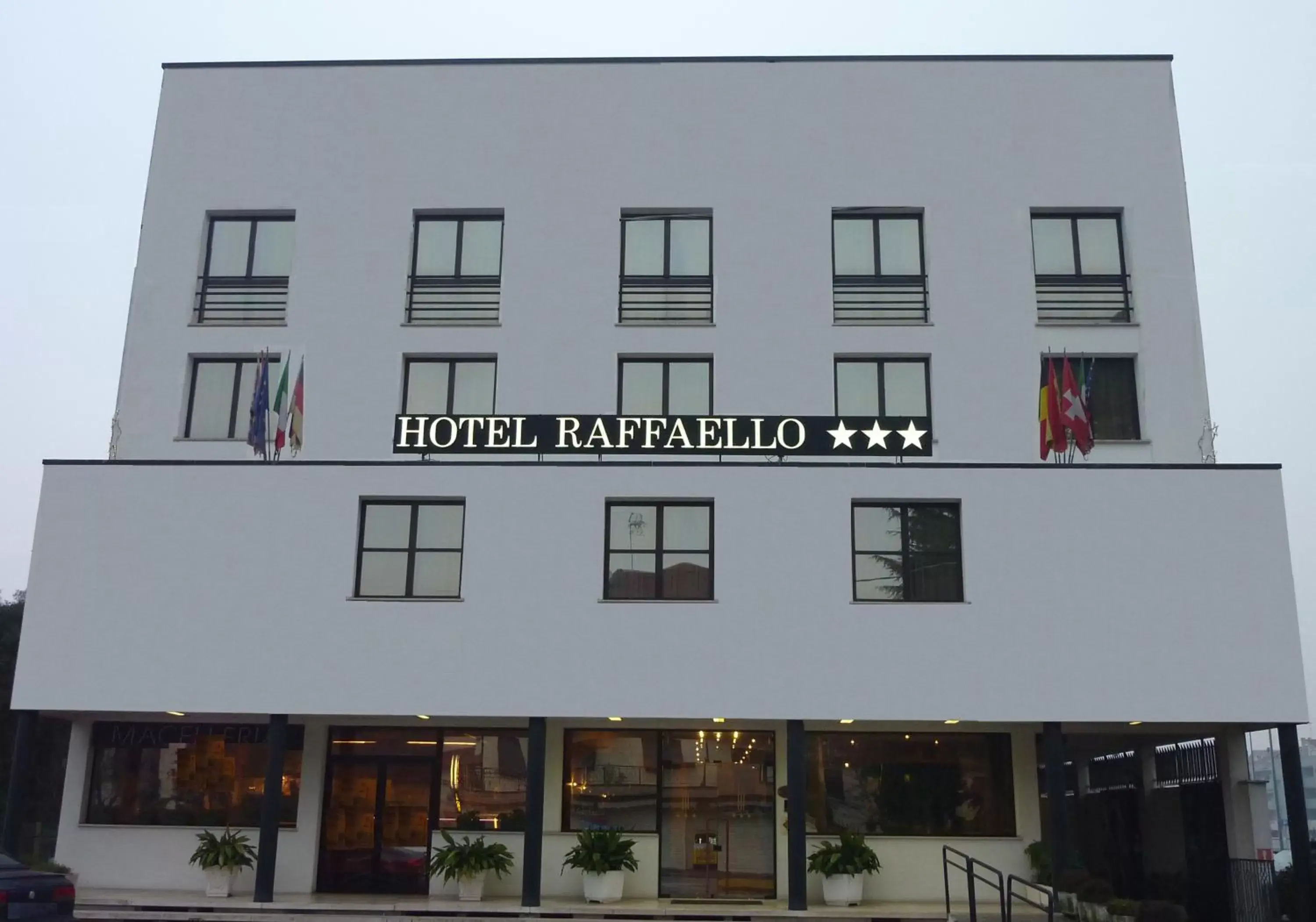 Facade/entrance, Property Building in Hotel Raffaello