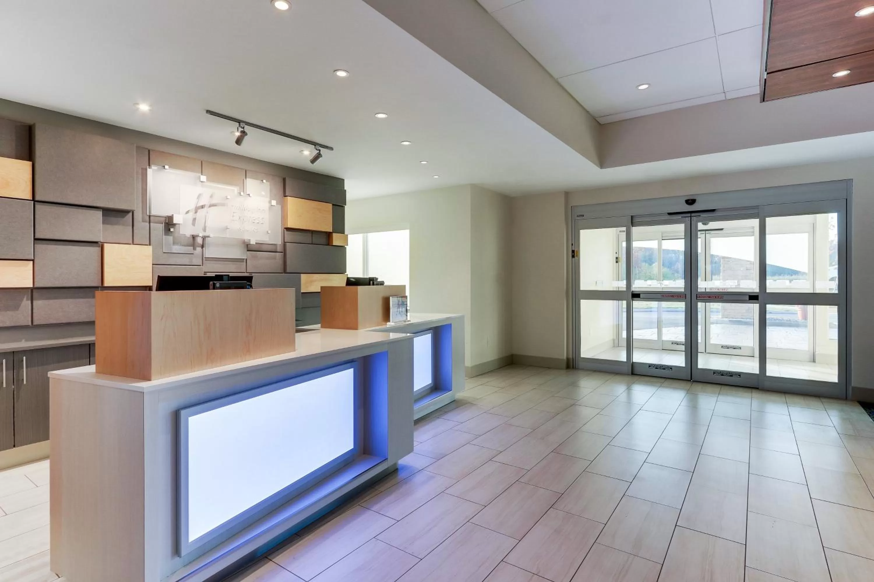 Property building in Holiday Inn Express & Suites - Middletown - Goshen by IHG