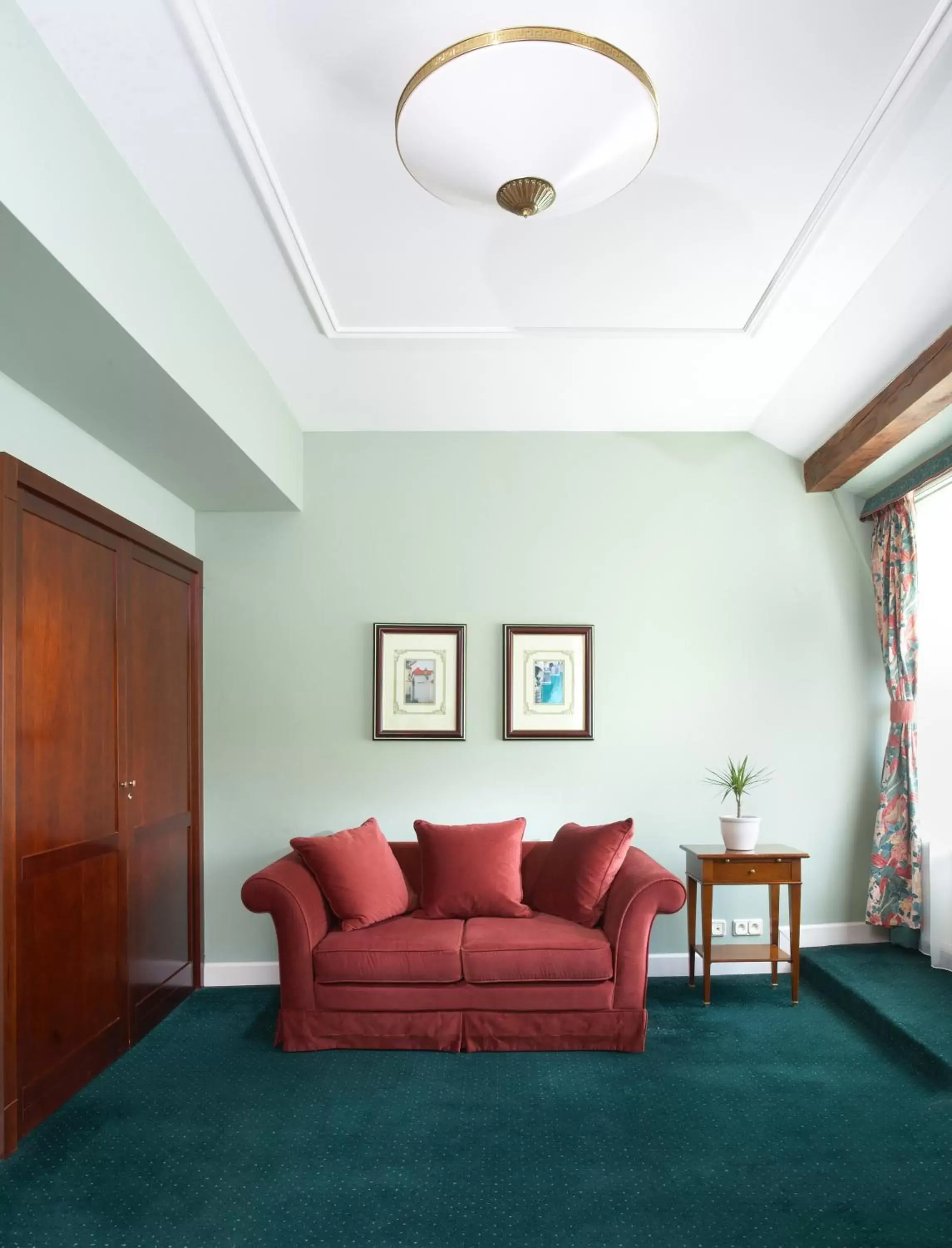 Living room, Seating Area in Hotel Liberty