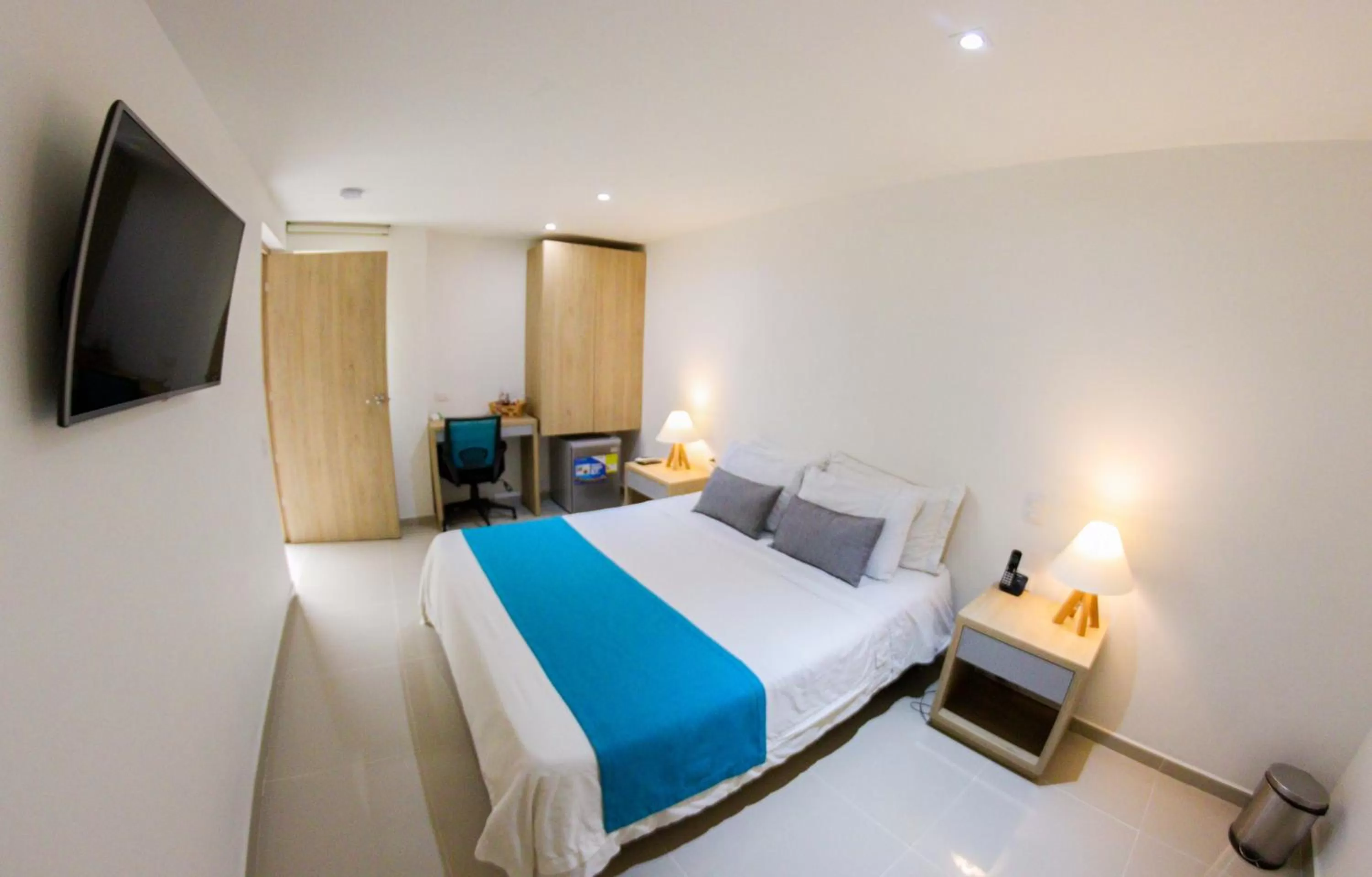 Photo of the whole room, Bed in Hotel Boutique Laureles Medellin (HBL)