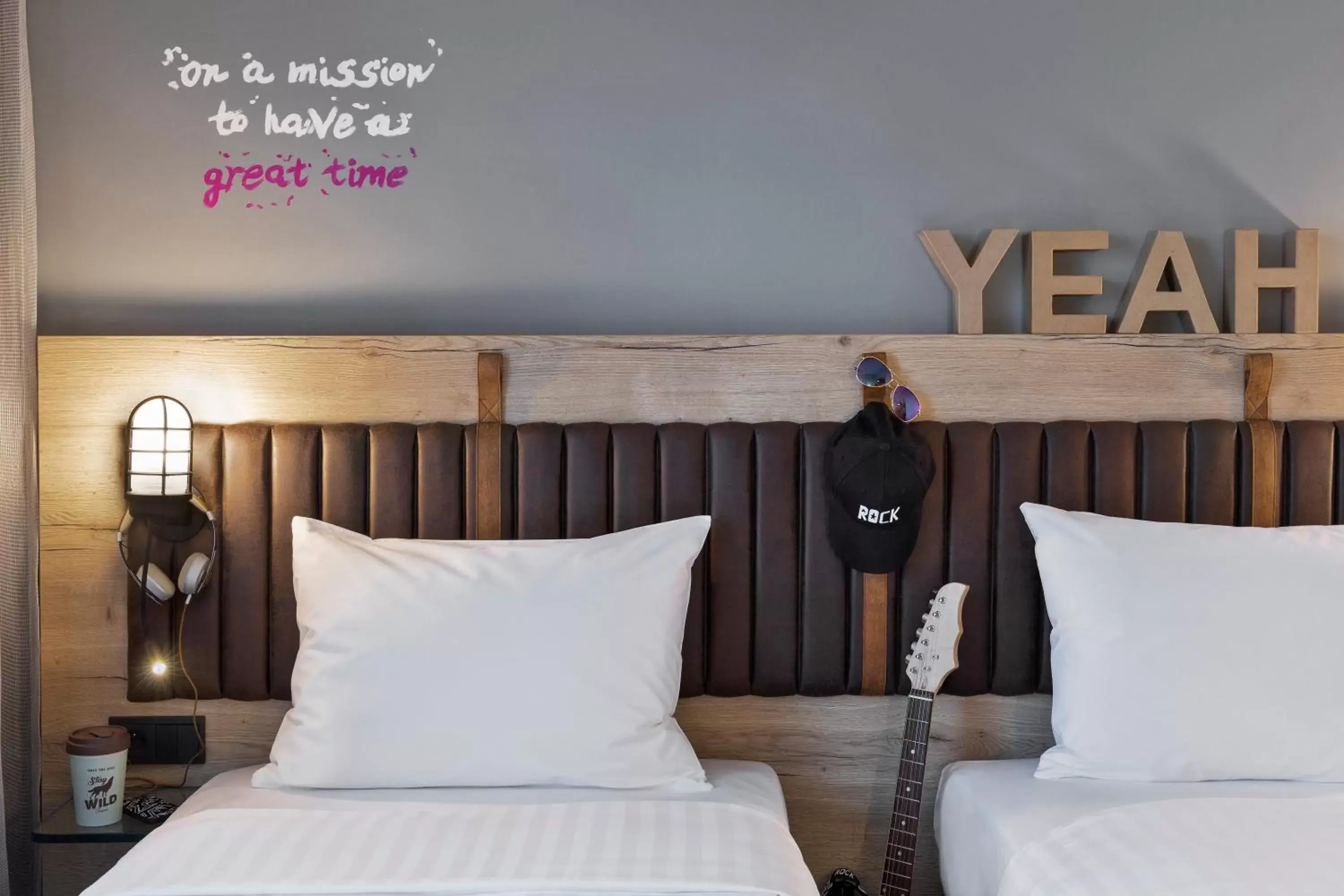 Bed in Moxy Katowice Airport