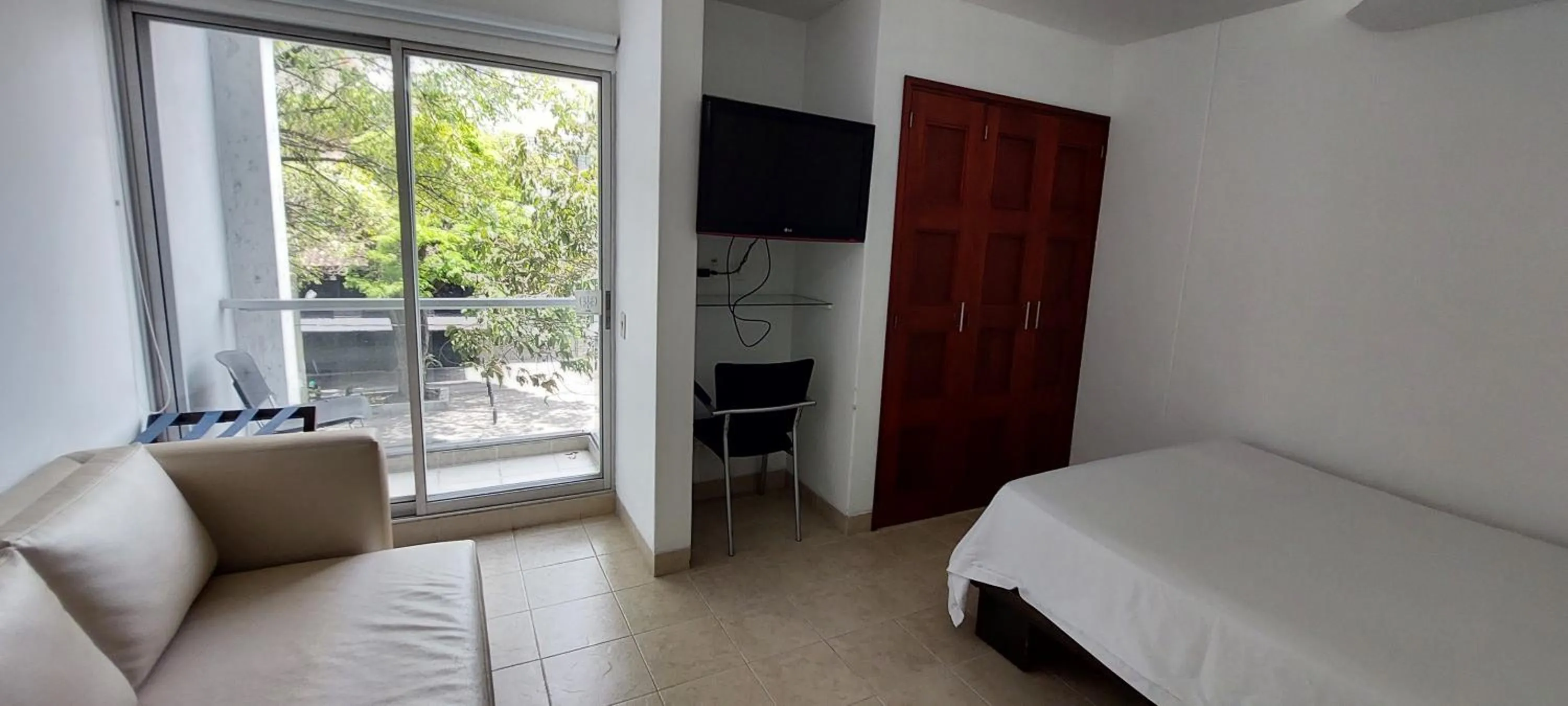 Bed in Hotel Mediterraneo