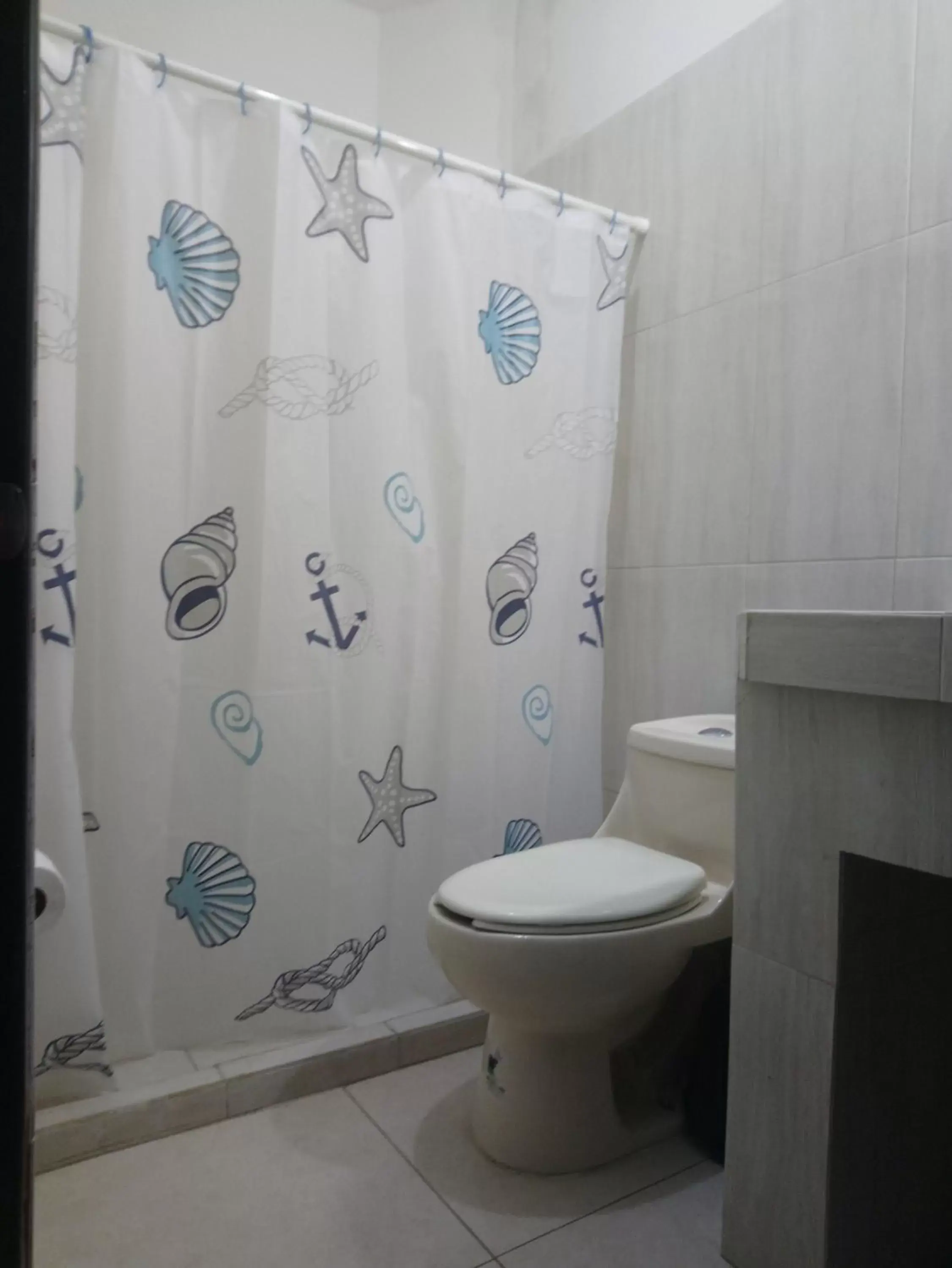 Bathroom in Hotel Popeye