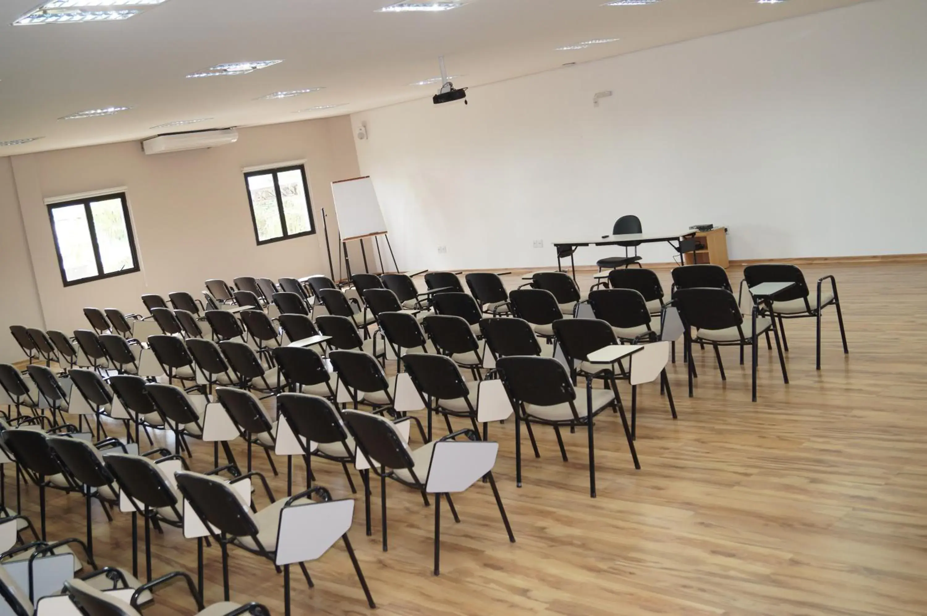 Business facilities, Business Area/Conference Room in Class Hotel Alfenas