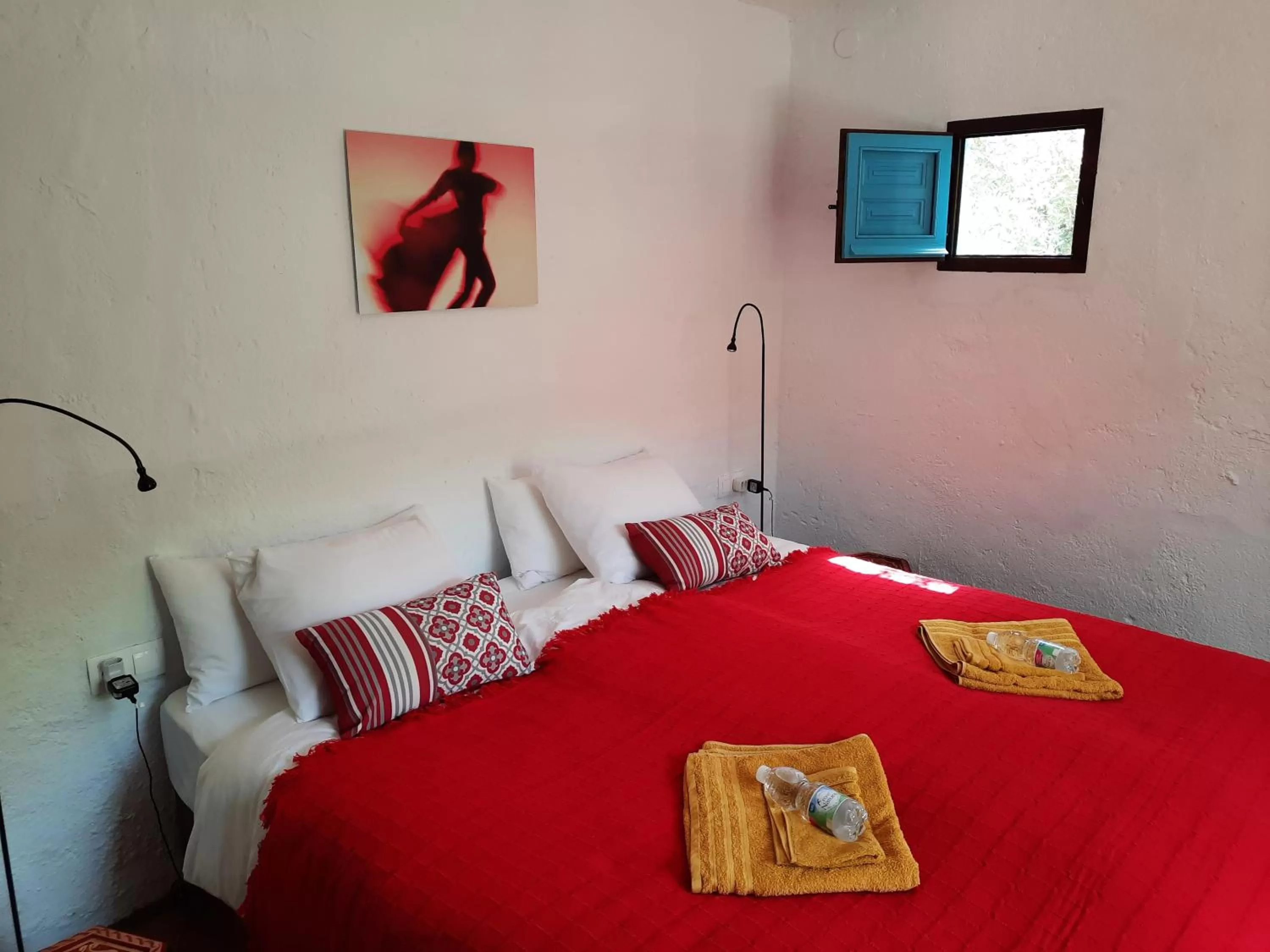 Bed in B&B rural El Oasis