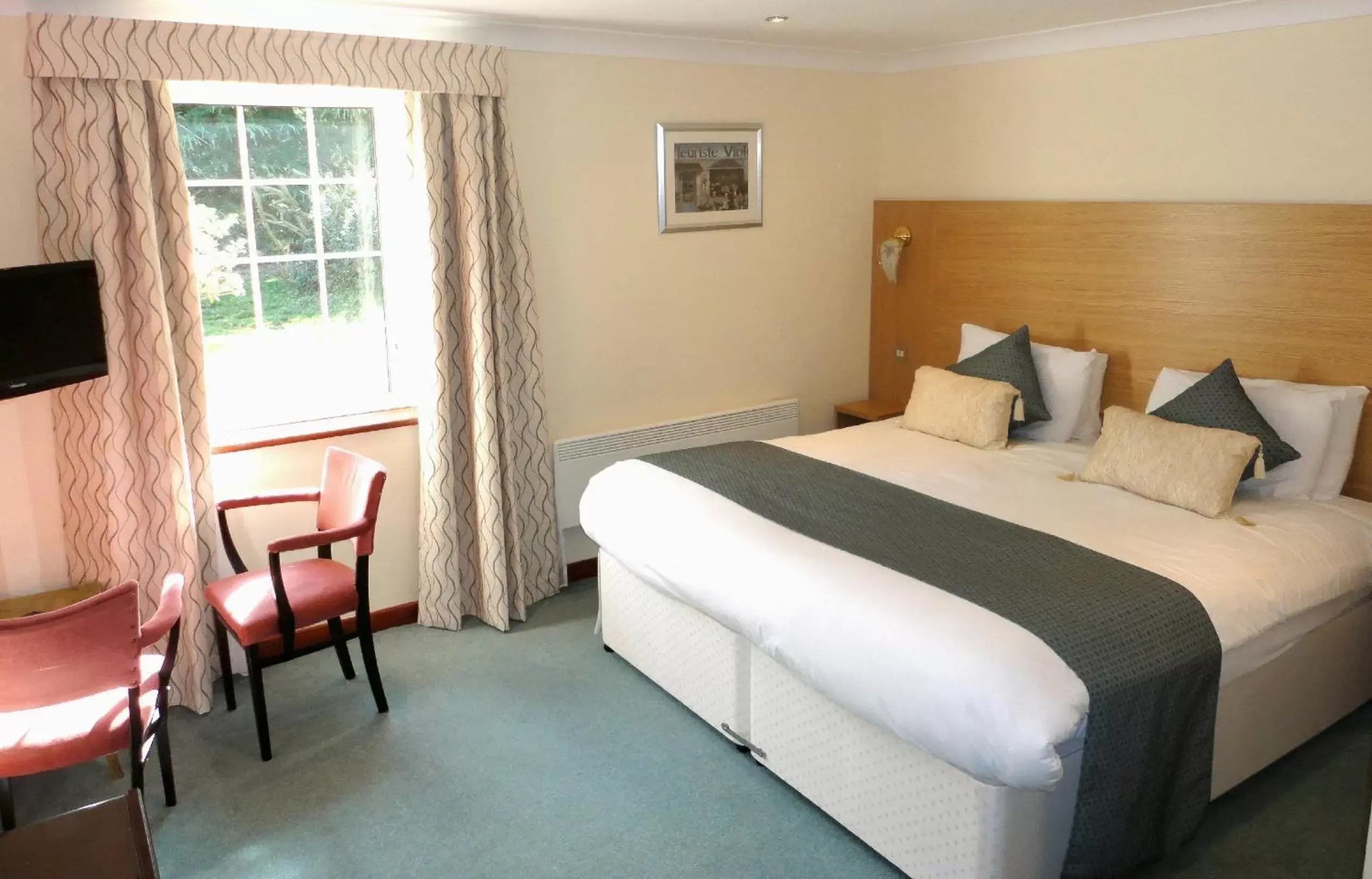 Bedroom, Bed in Old Rectory Hotel, Crostwick