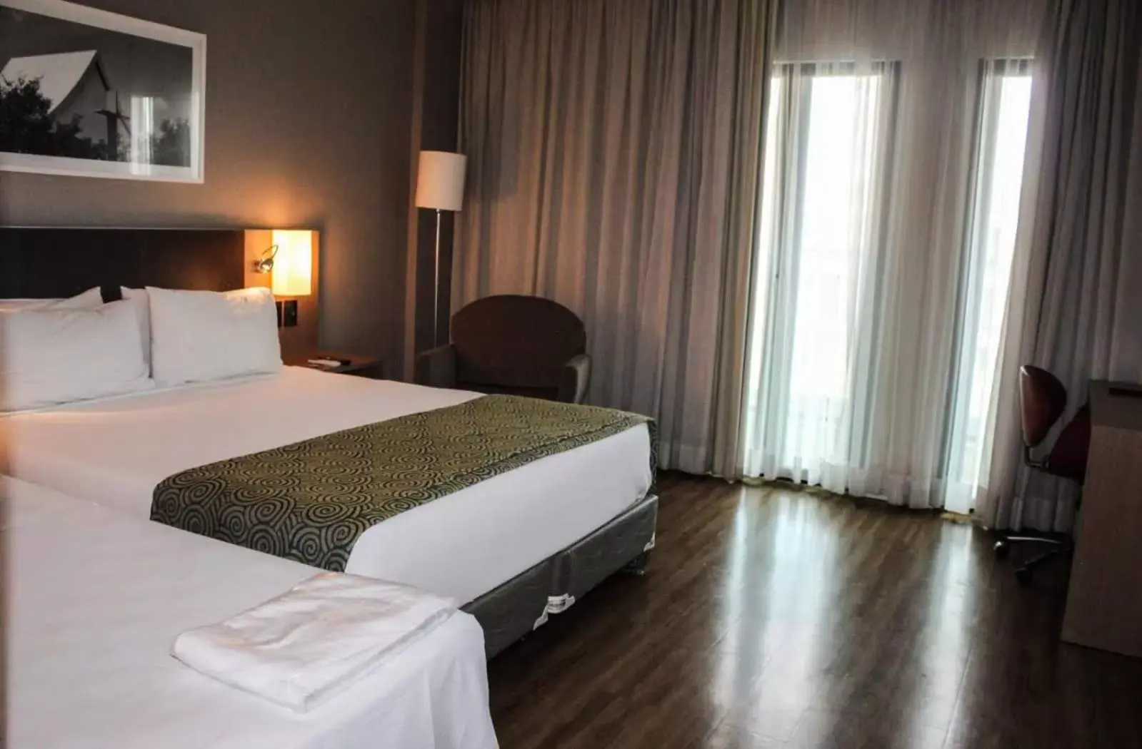 Bed in Quality Hotel & Suites Brasília