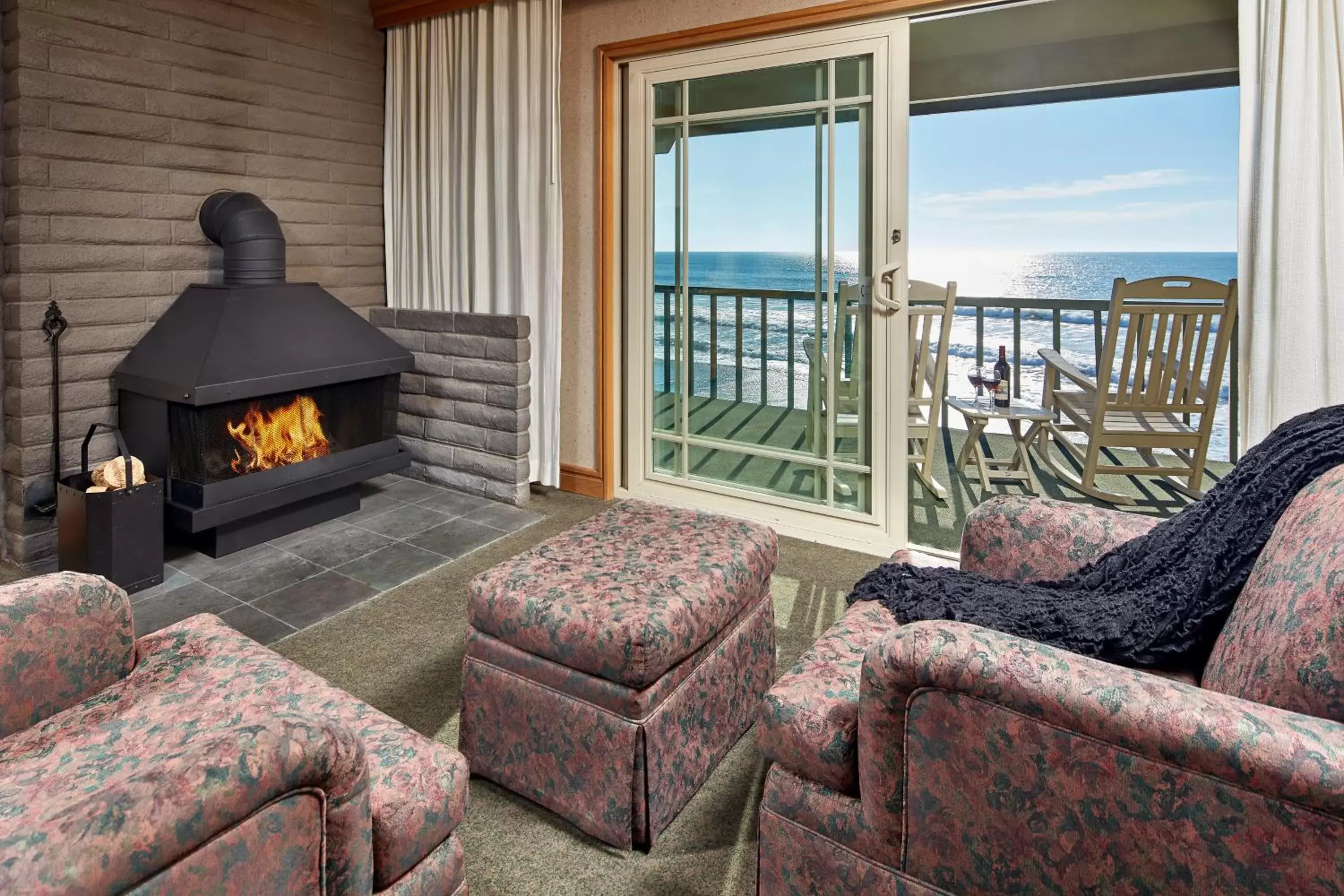 Seating Area in Cavalier Oceanfront Resort