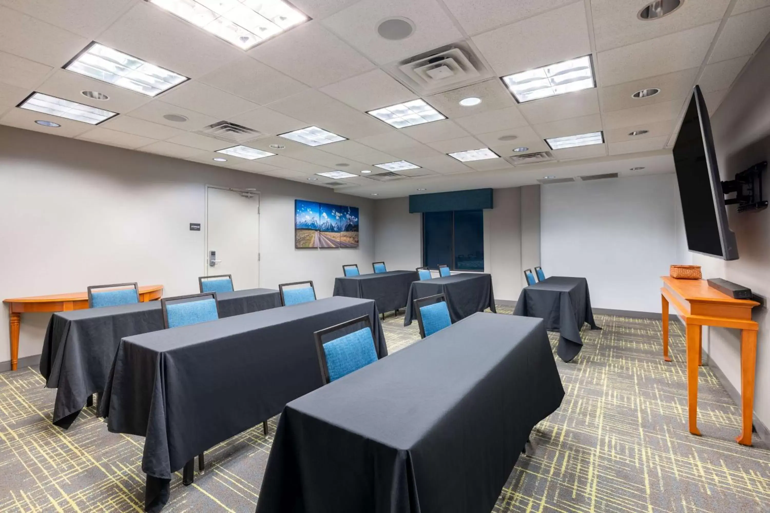 Meeting/conference room in Newly Renovated-Hampton Inn & Suites Casper