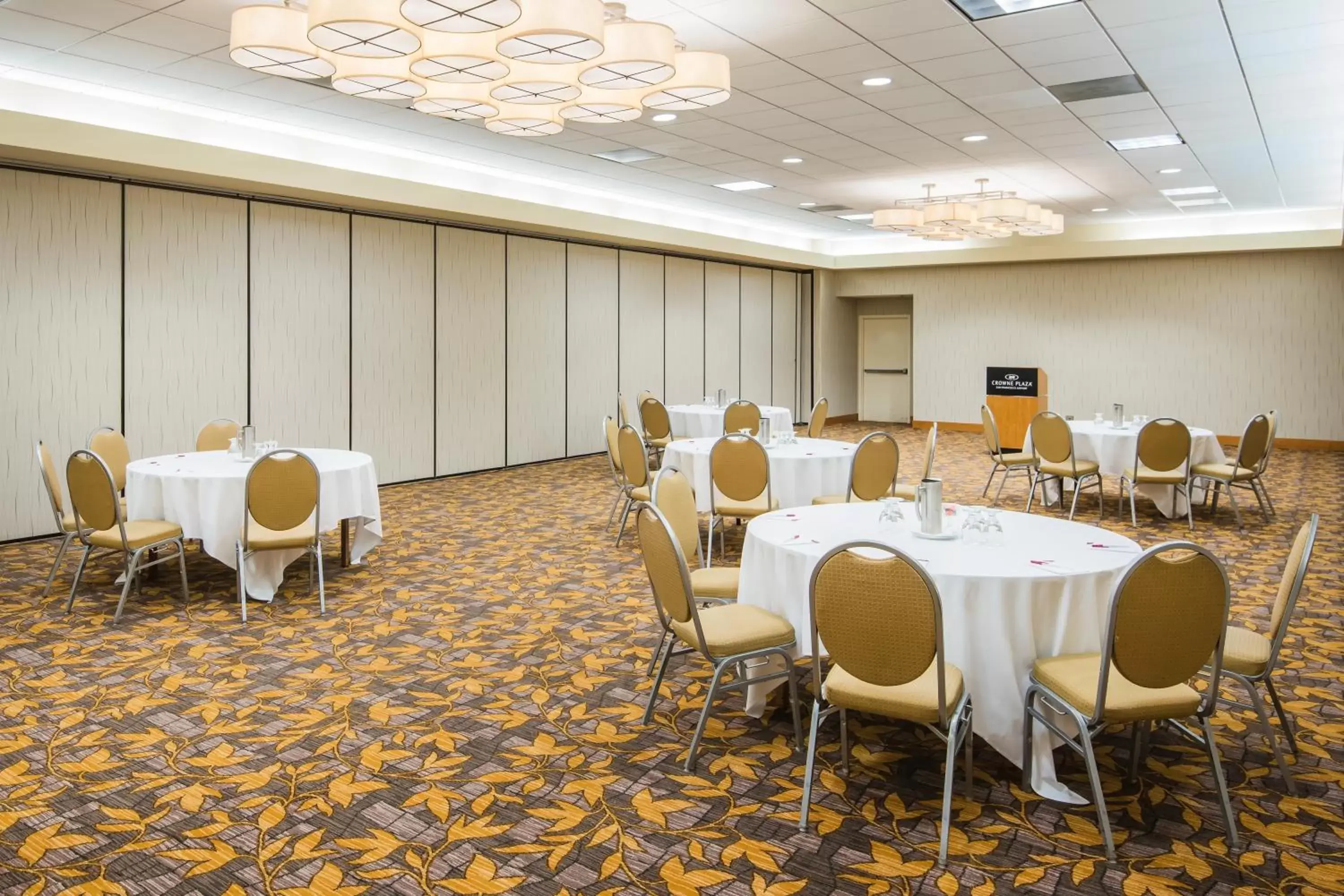 Meeting/conference room in Crowne Plaza San Francisco Airport, an IHG Hotel